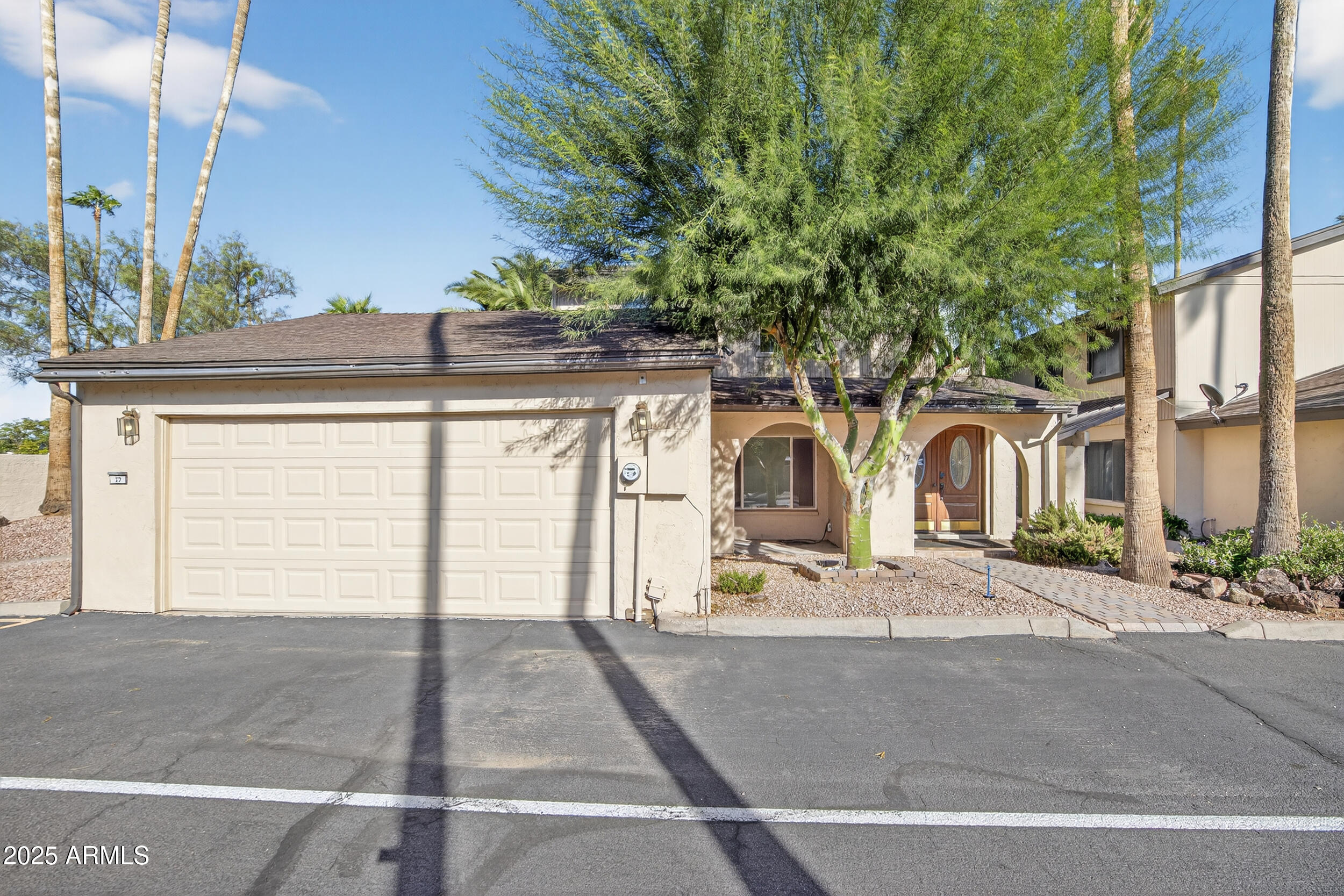 2312 W LINDNER Avenue 17