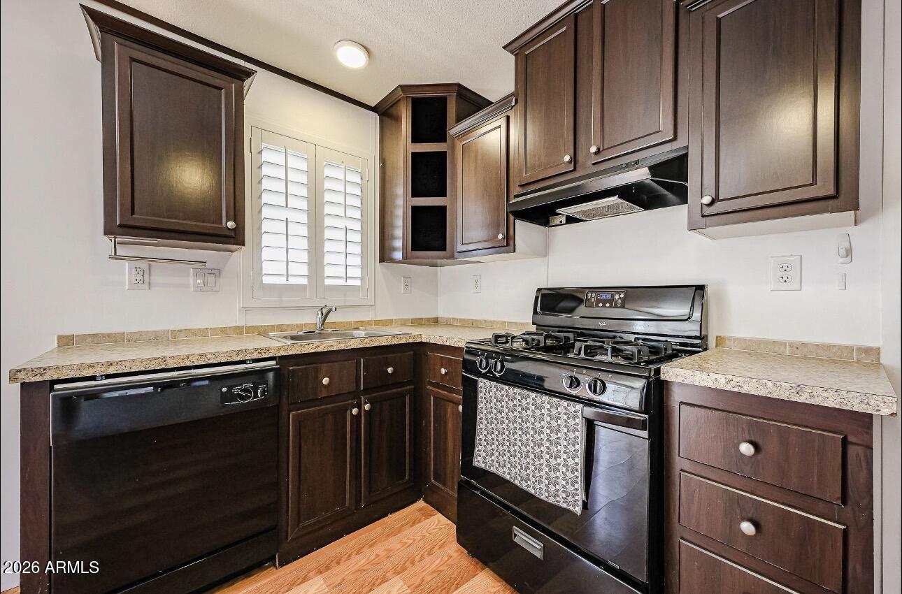 201 S Greenfield Road 254