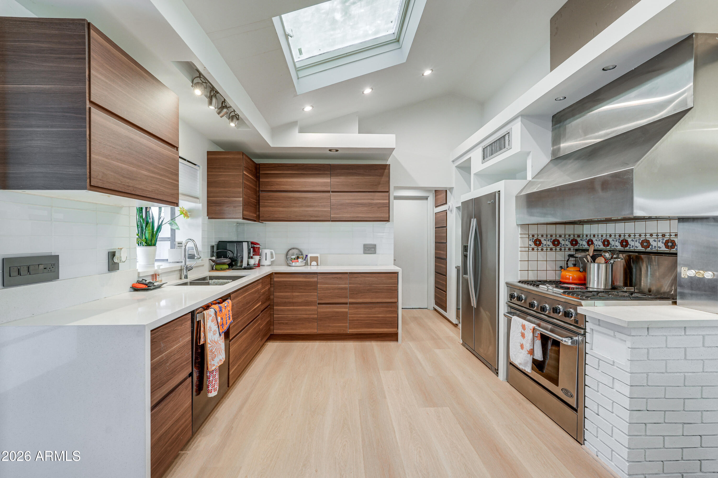 CAMPUS HOMES - Residential
