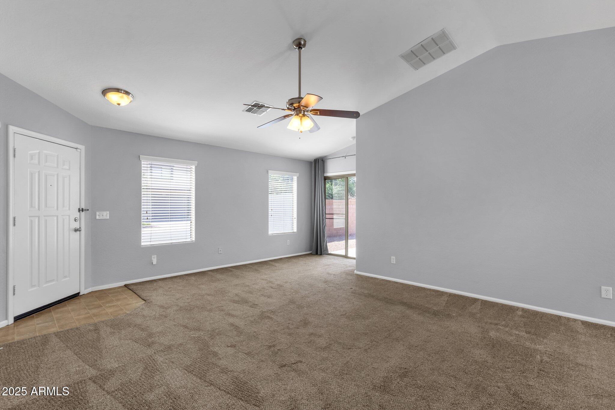 Homes 4 509 E DANIELLA Drive