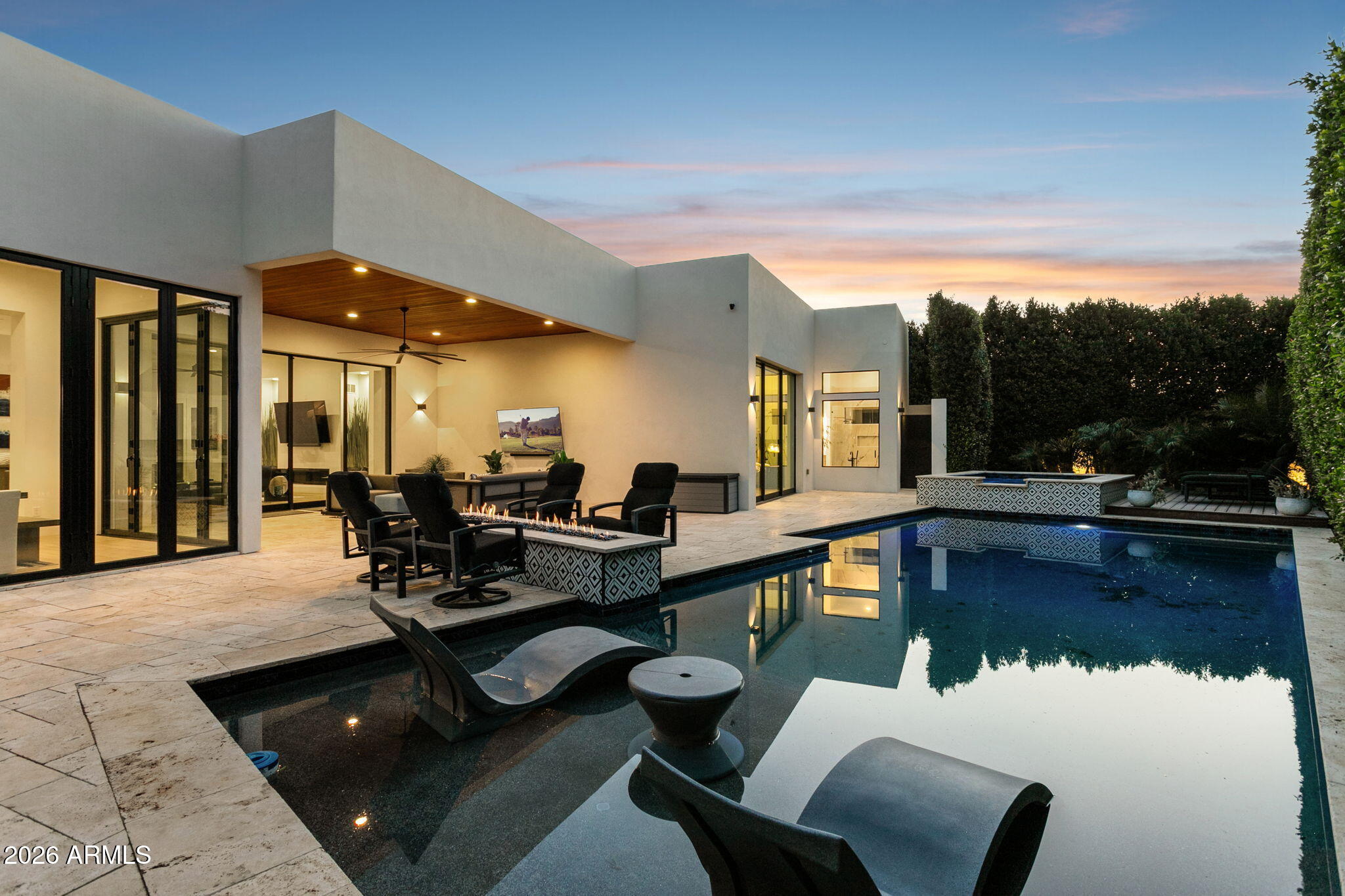 7542 E SUNDOWN Court