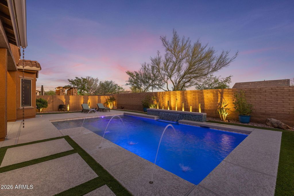 Photo of 13763 W Creosote Drive, Peoria, AZ 85383 (MLS # 7001461)