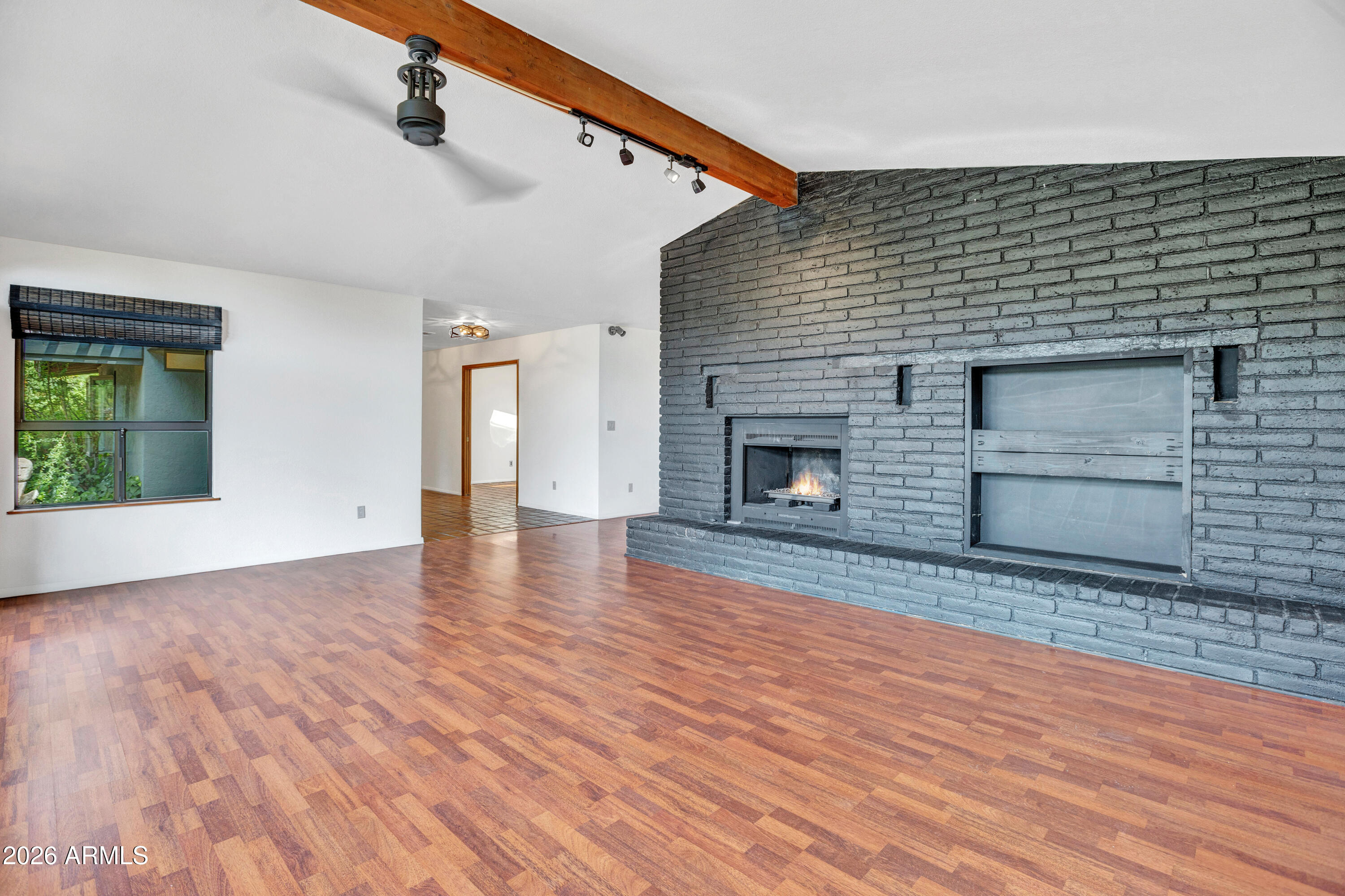 SADDLEROCK HOMES - Residential