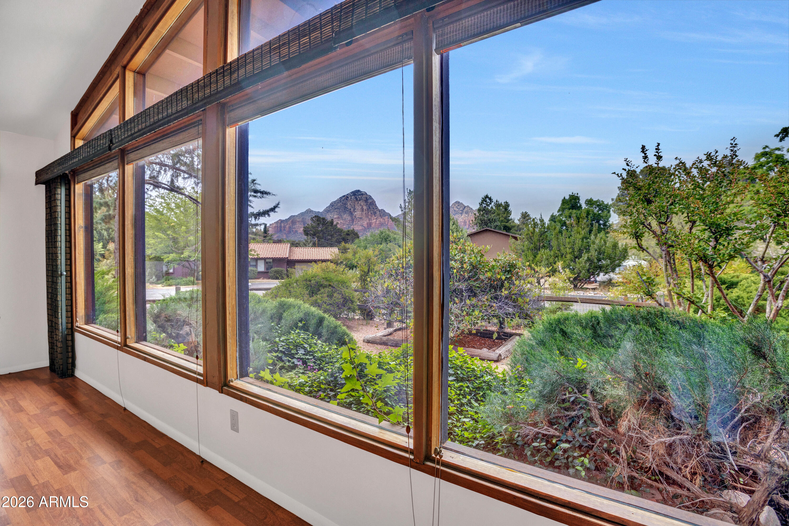SADDLEROCK HOMES - Residential