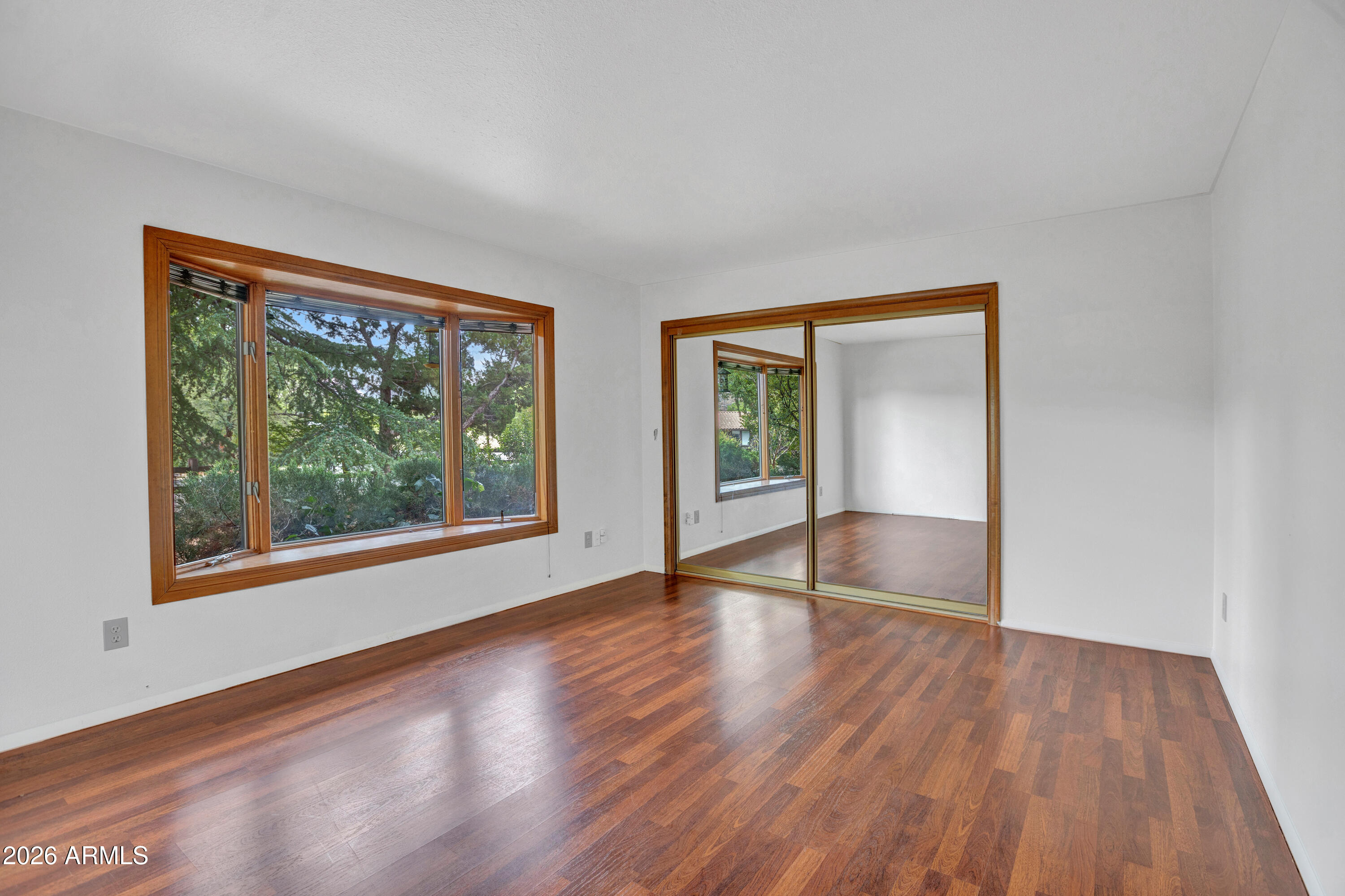 SADDLEROCK HOMES - Residential