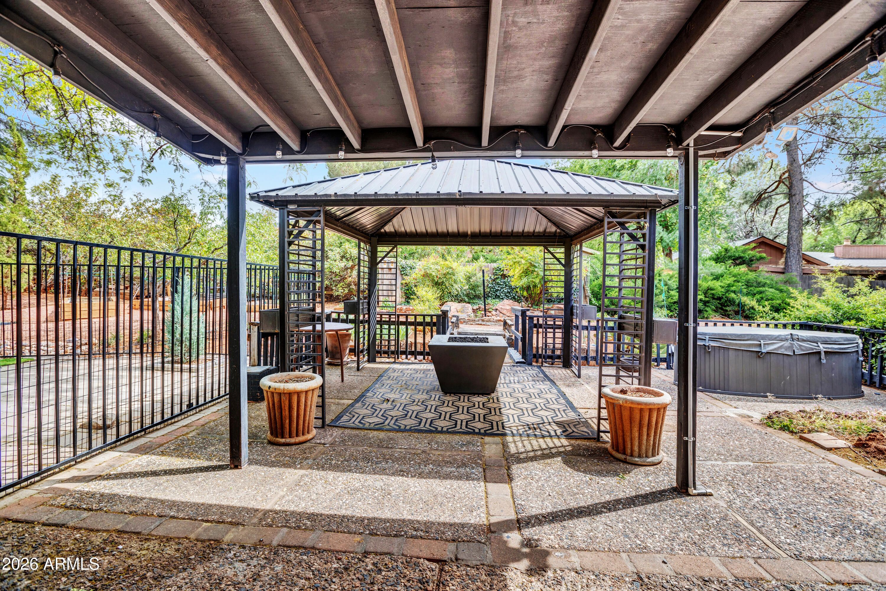 SADDLEROCK HOMES - Residential