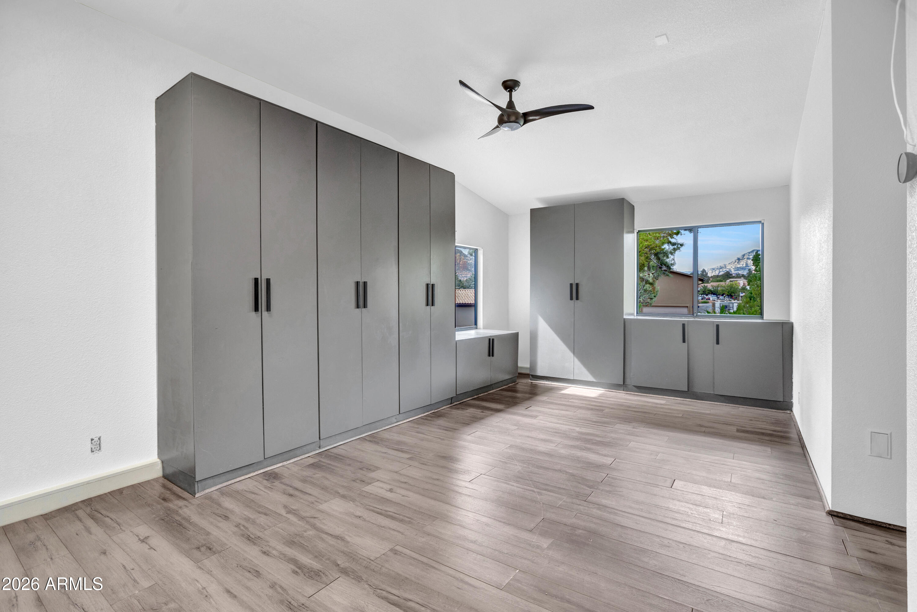 SADDLEROCK HOMES - Residential
