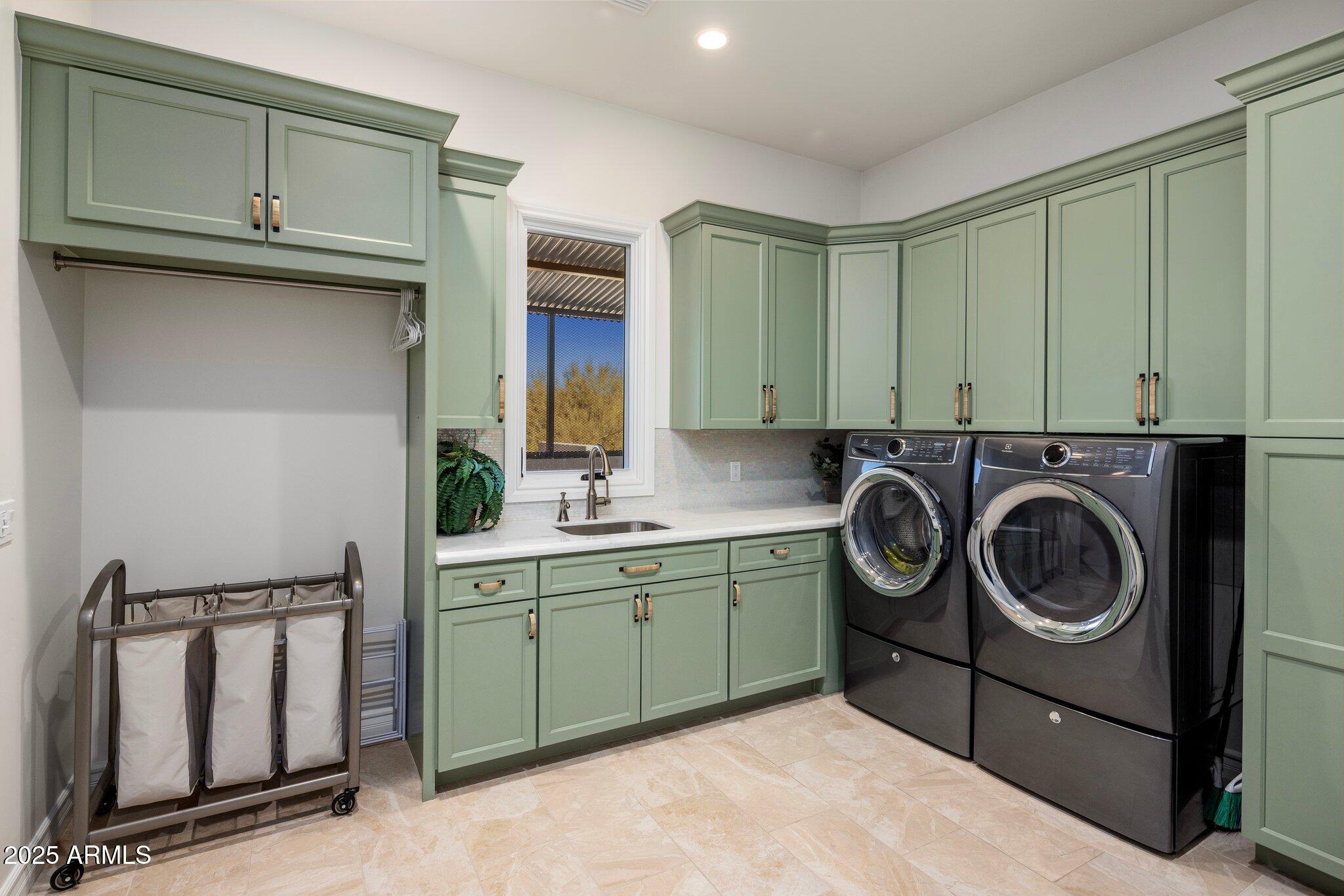 Custom Luxury Home - Residential