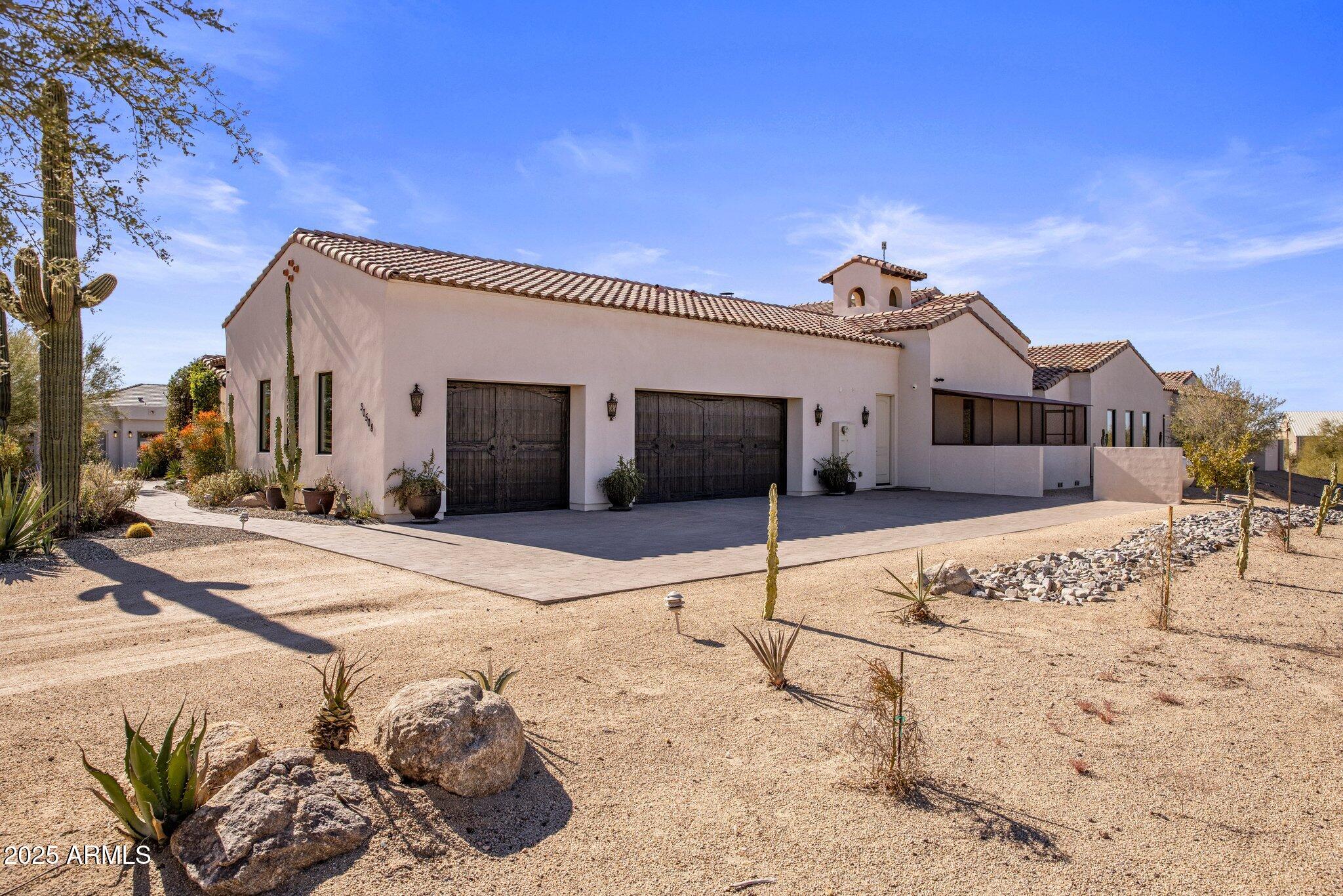 Custom Luxury Home - Residential