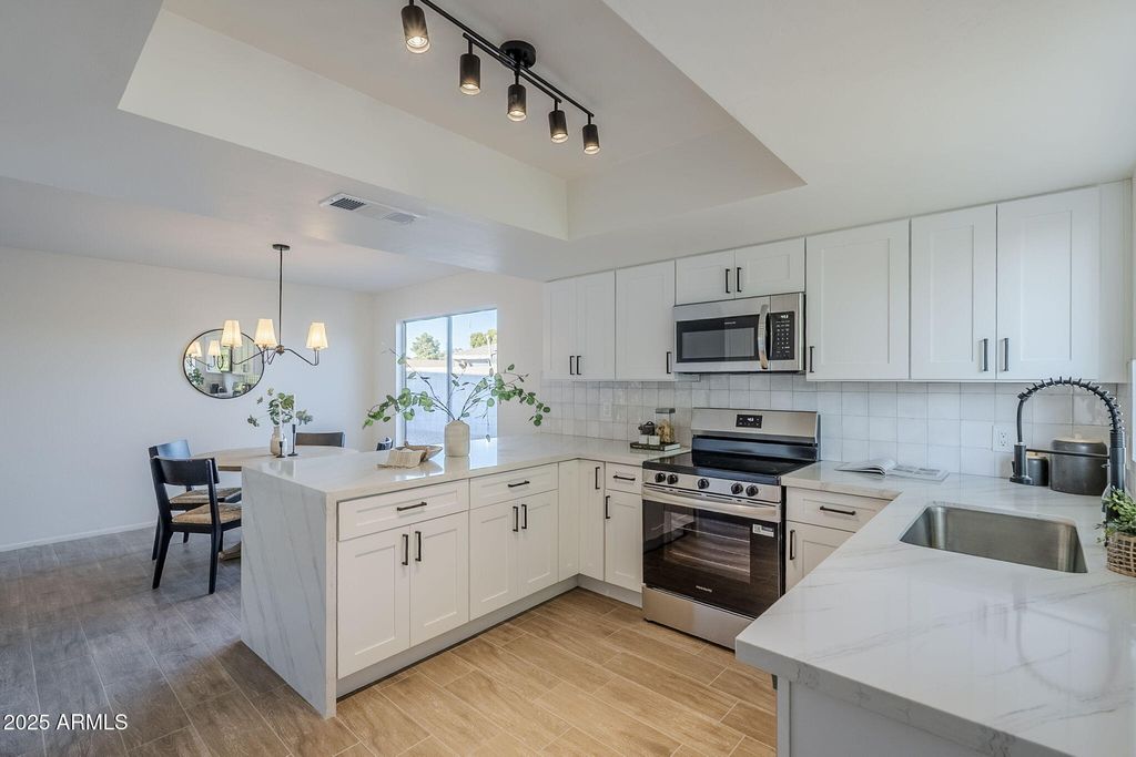 Photo of 529 W Myrna Lane, Chandler, AZ 85225 (MLS # 6928492)