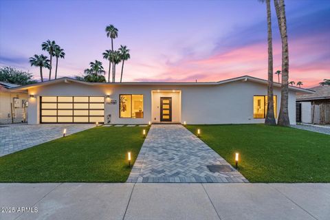 8525 E VIA DE LOS LIBROS -- Scottsdale AZ 85258