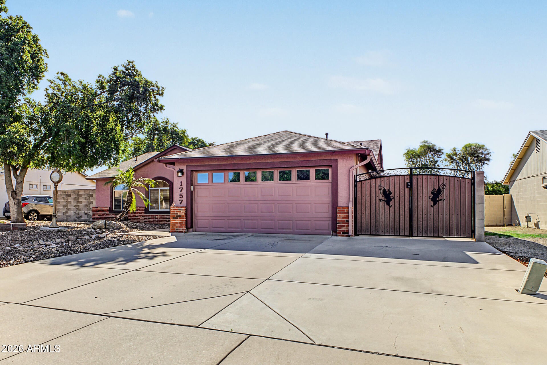 1757 W RAY Lane