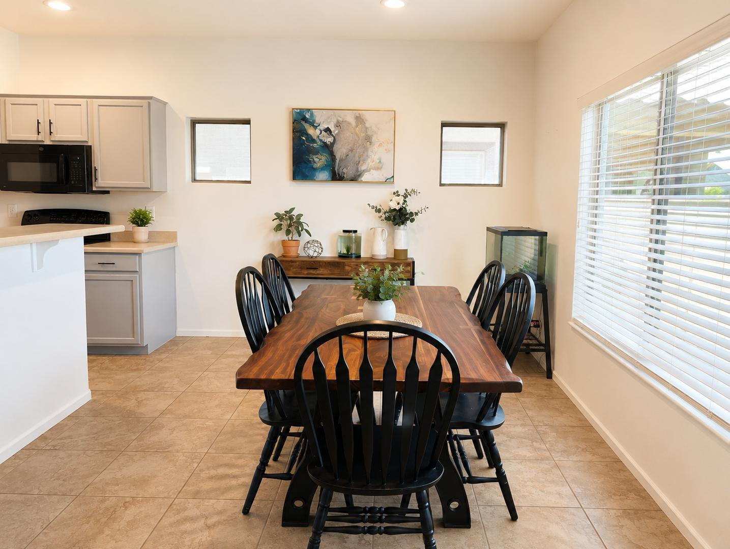 41342 W CAPISTRANO Drive