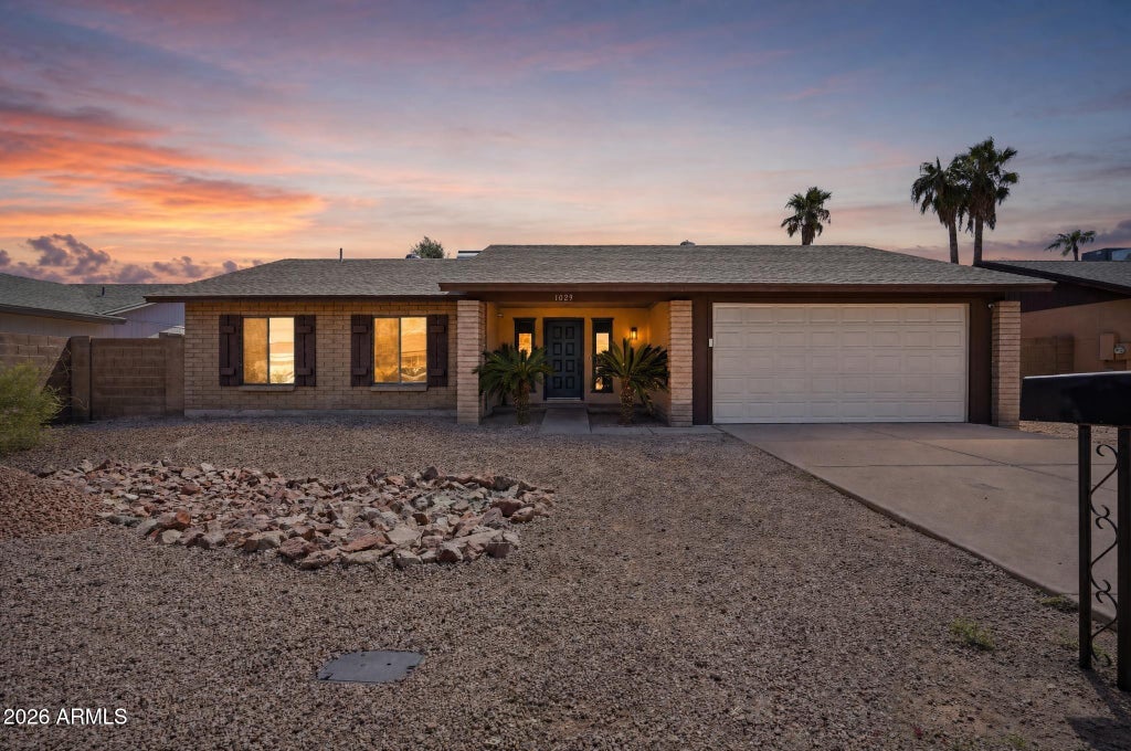 Photo of 1029 W Carter Drive, Tempe, AZ 85282 (MLS # 7080558)