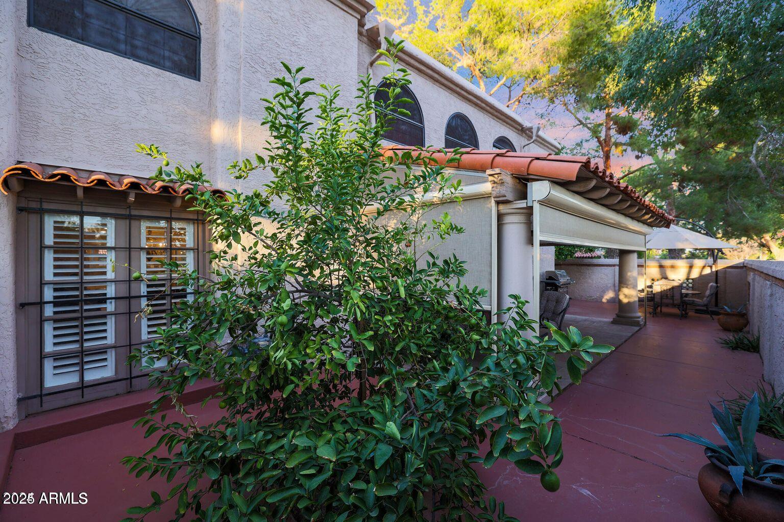 7285 E ARLINGTON Road