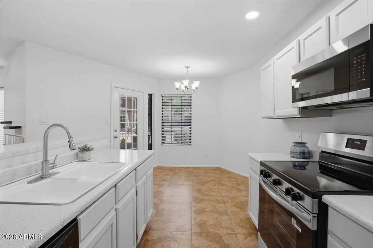 5230 E BROWN Road 110