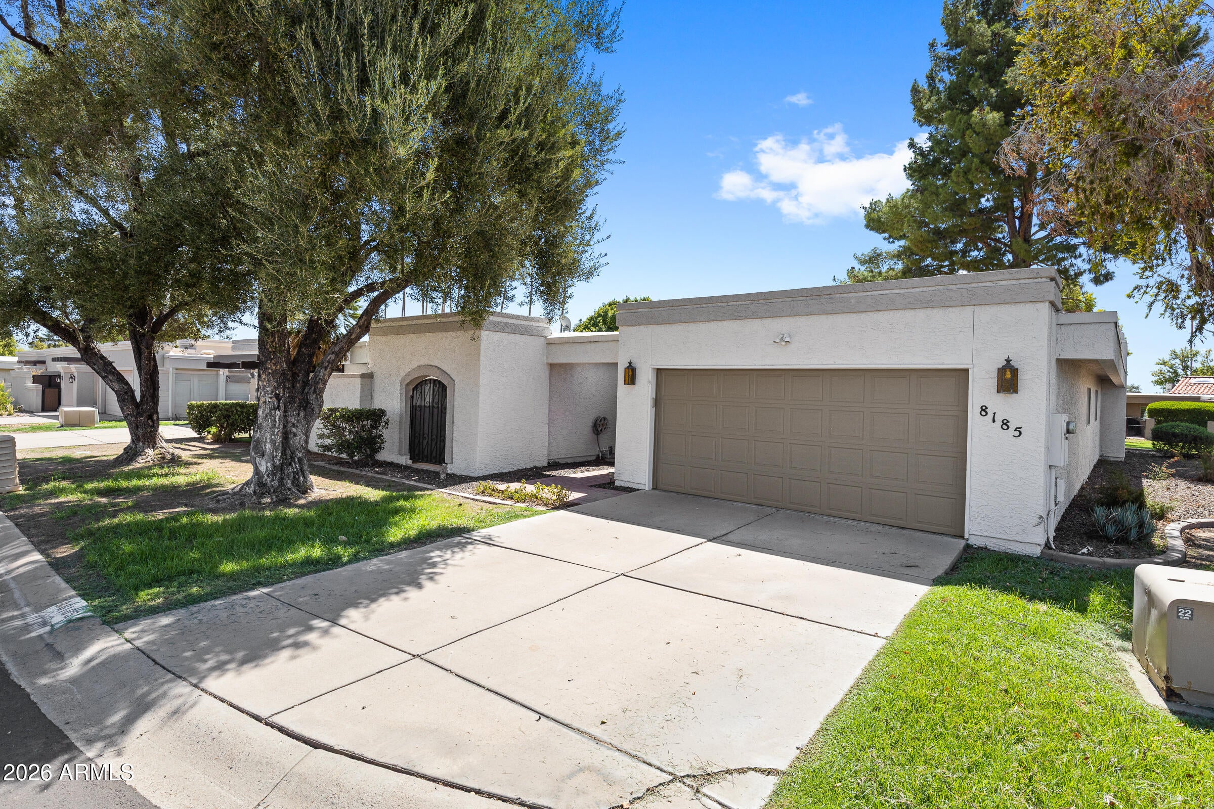 8185 E DEL CAVERNA Drive