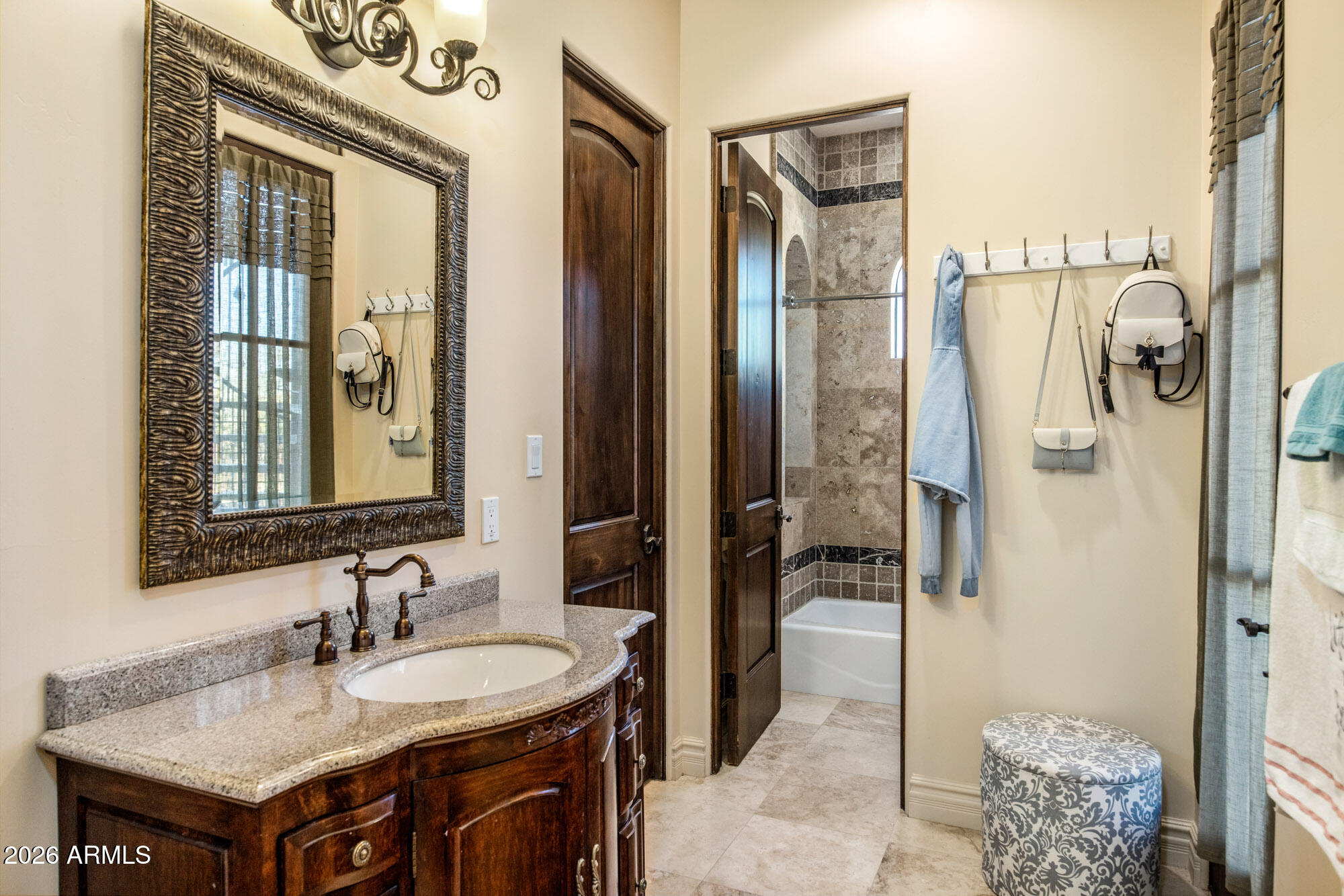 PINNACLE PEAK RANCHOS - Residential
