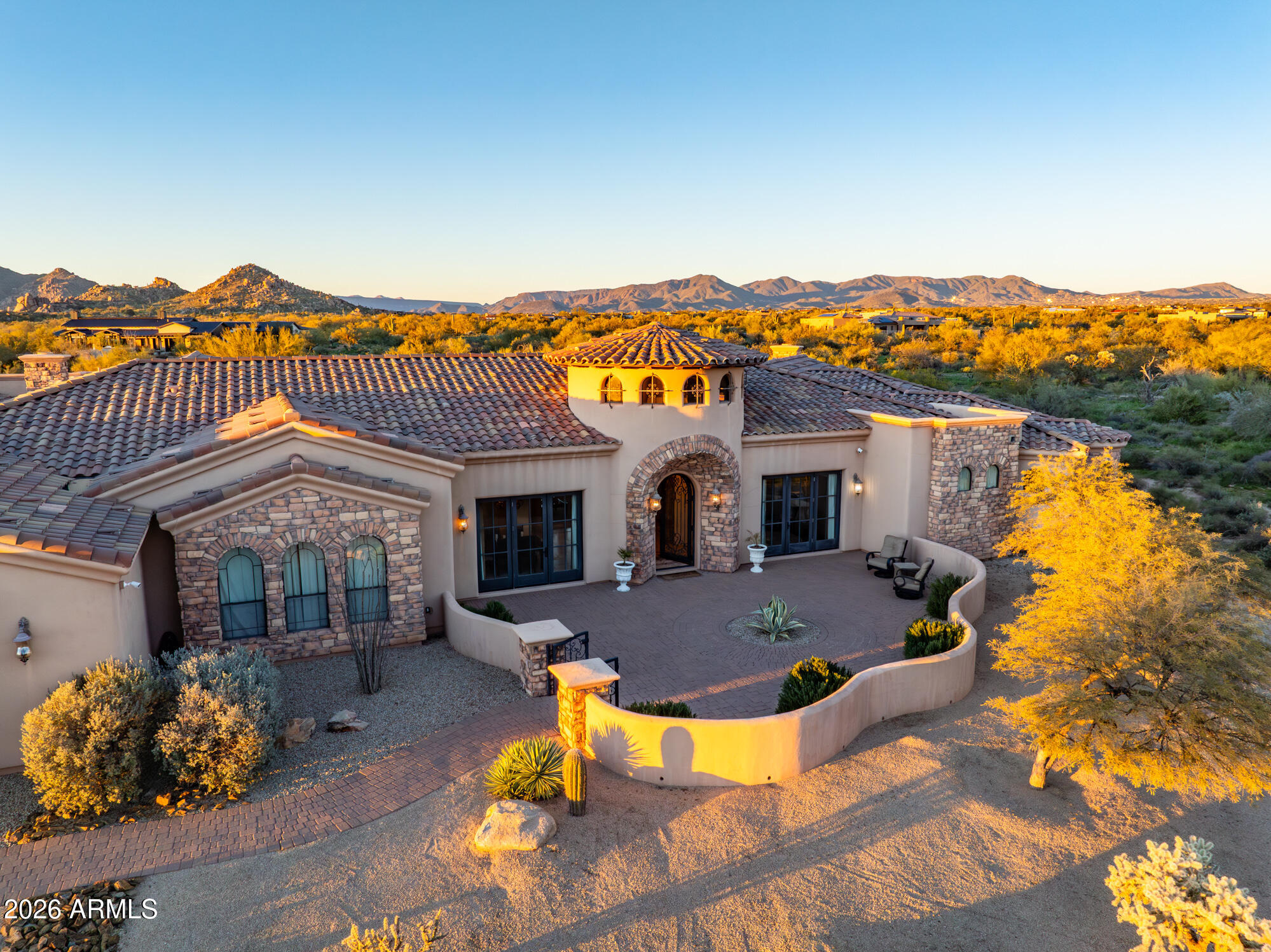 PINNACLE PEAK RANCHOS - Residential