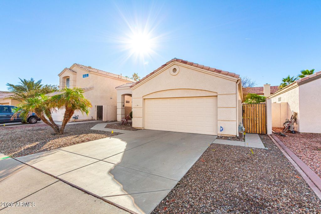 Photo of 11321 W Piccadilly Road, Avondale, AZ 85392 (MLS # 6968542)