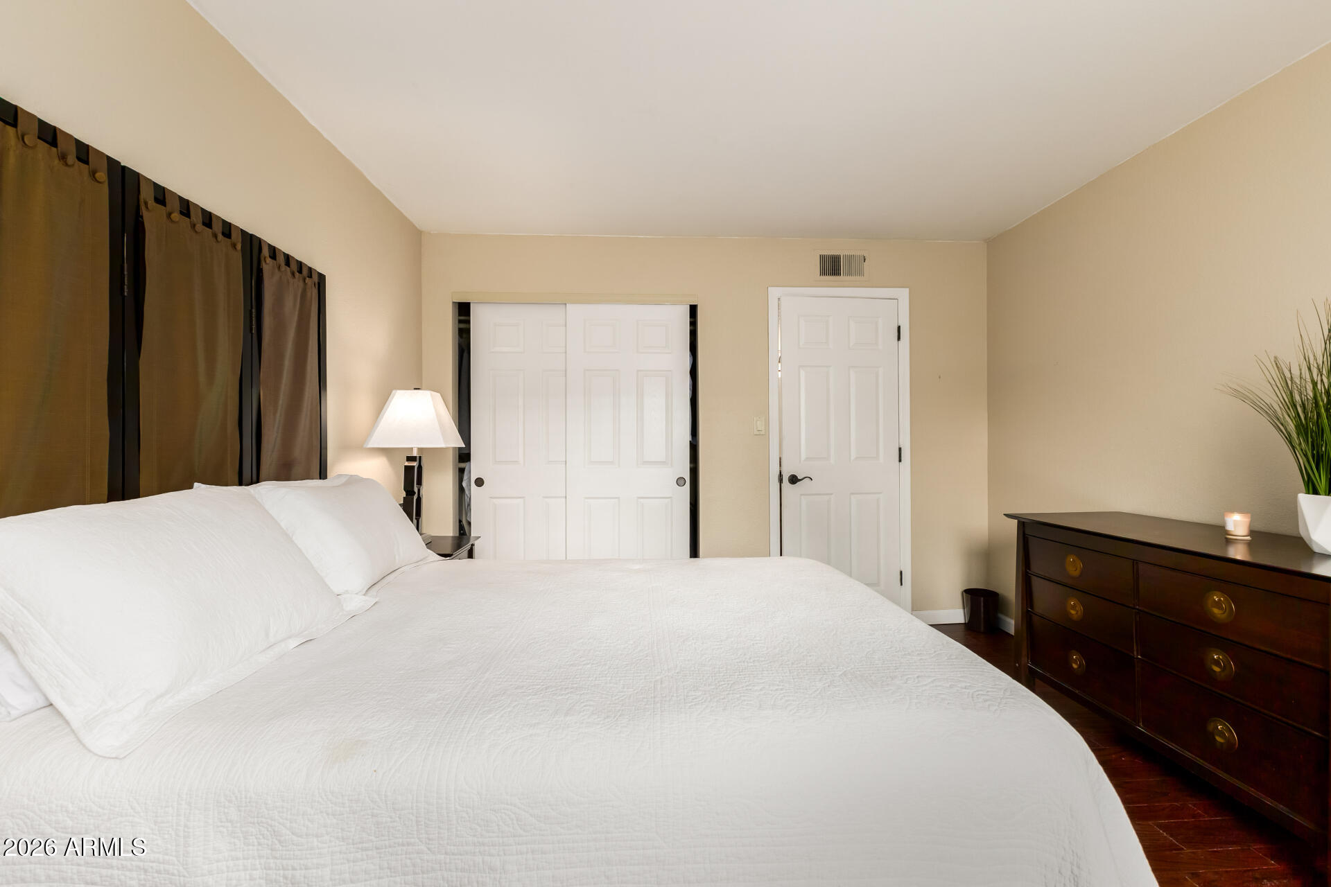 SCOTTSDALE TERRACE CONDOMINIUMS REPLAT - Residential
