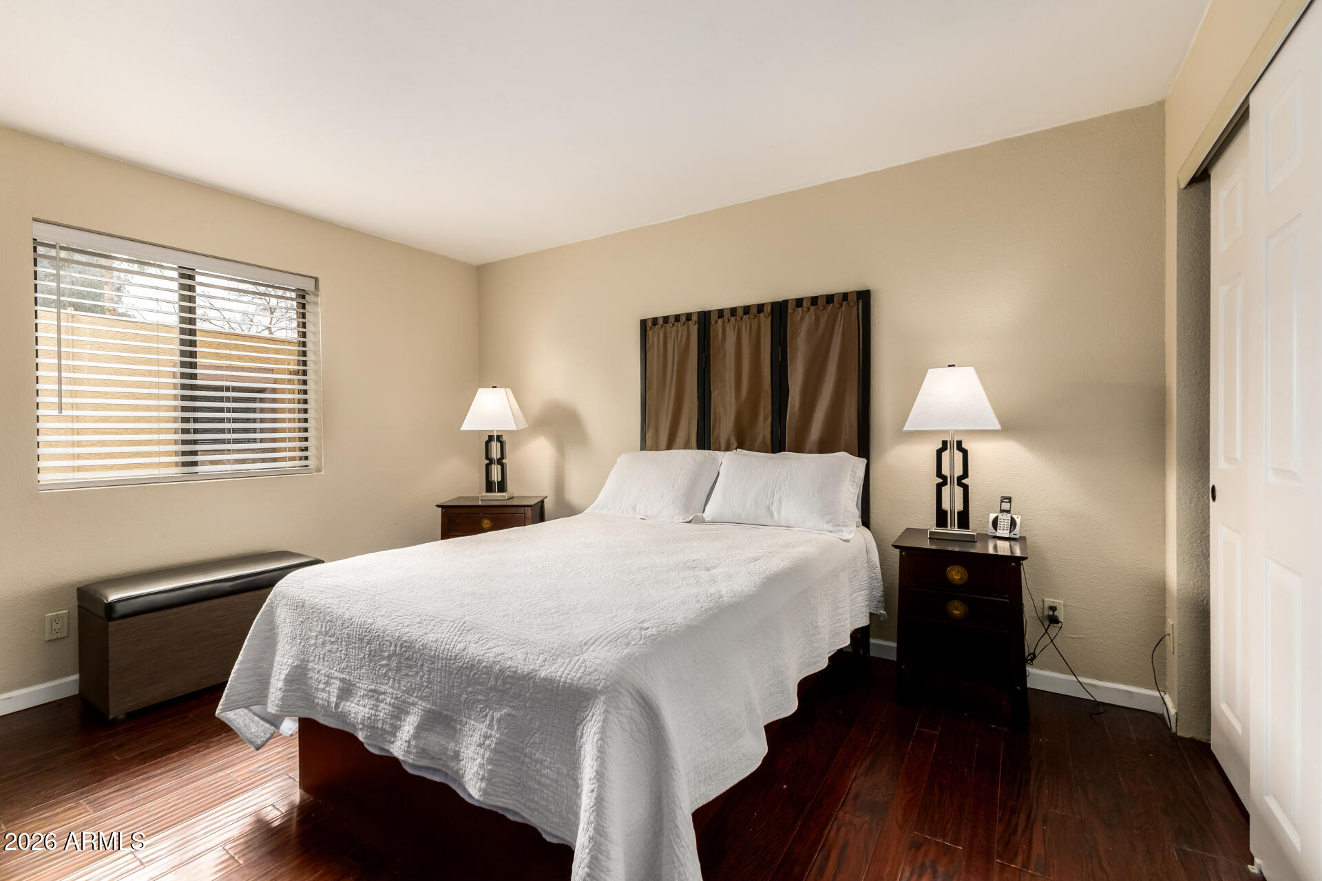 SCOTTSDALE TERRACE CONDOMINIUMS REPLAT - Residential