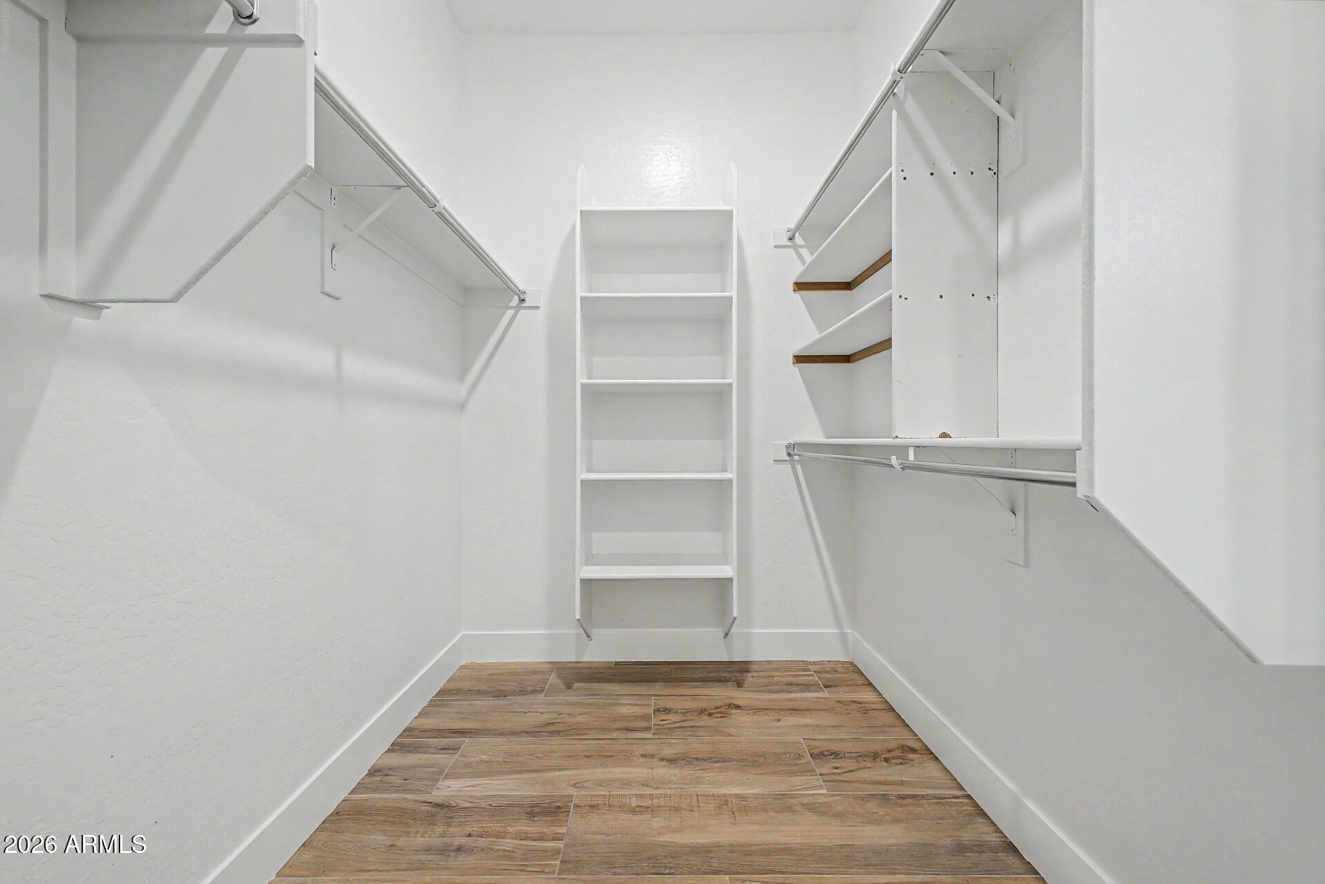 TREELAND - Residential