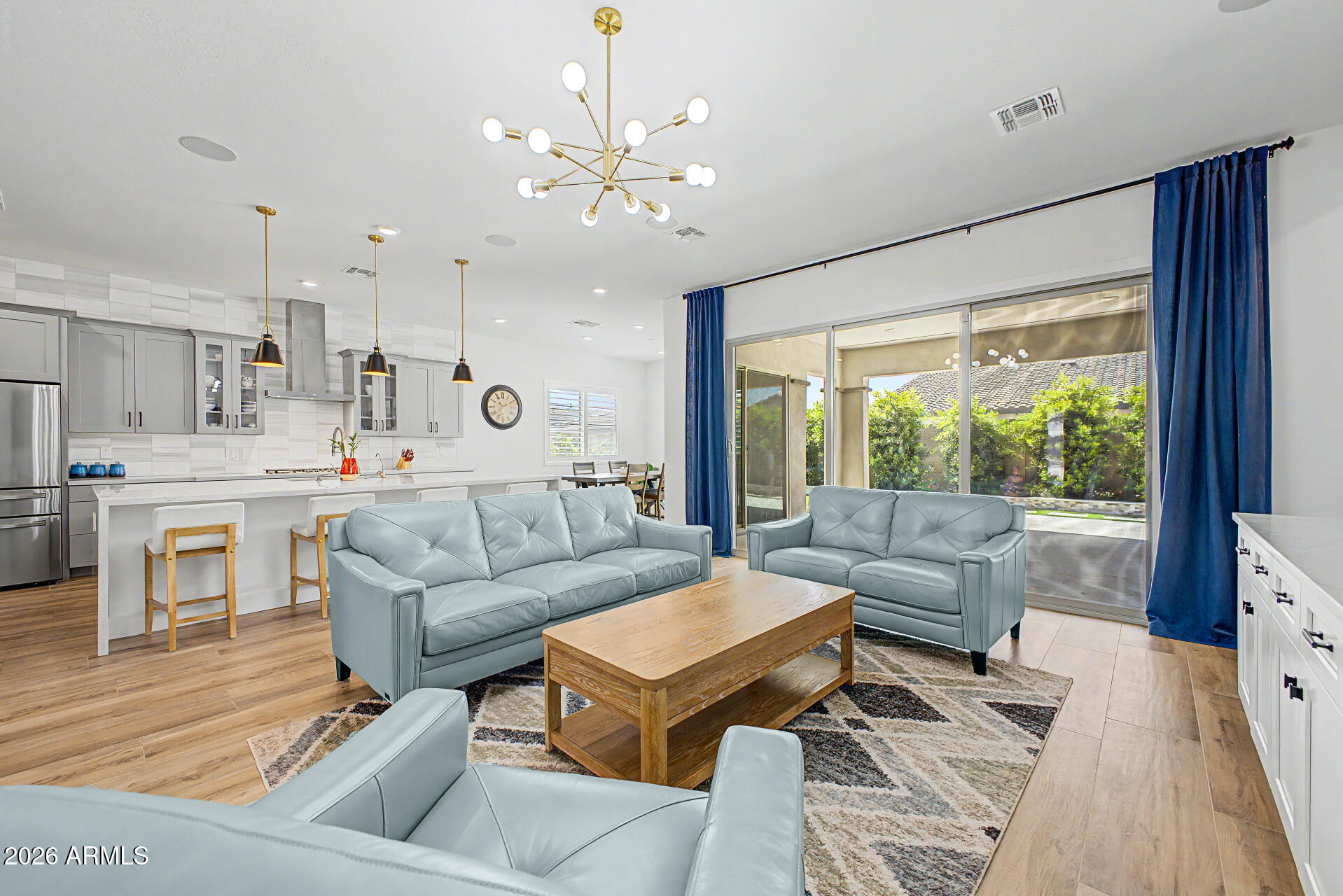 TREELAND - Residential