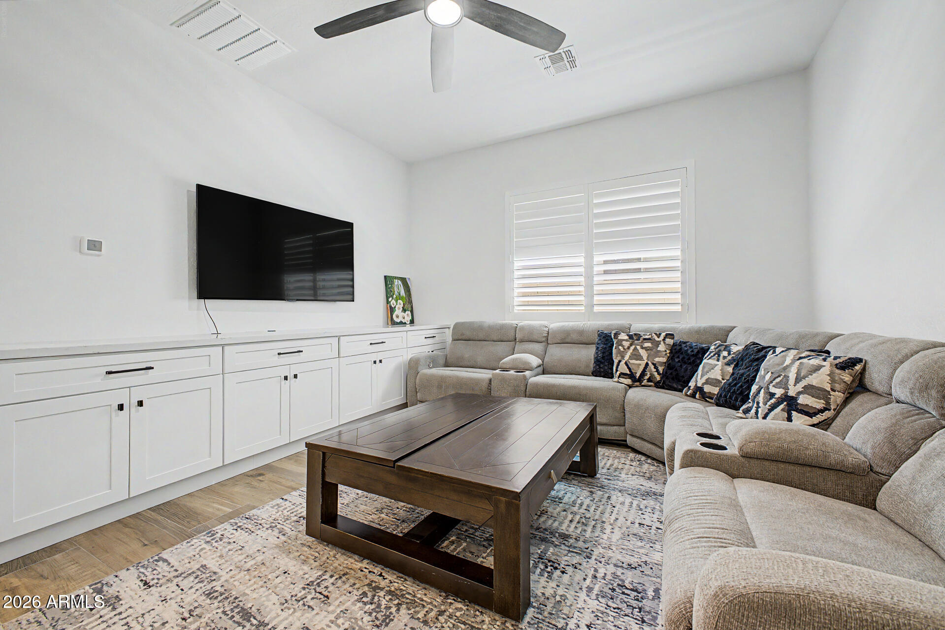 TREELAND - Residential
