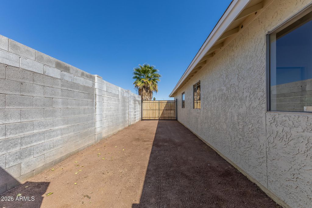 Photo of 14846 N 63rd Avenue, Glendale, AZ 85306 (MLS # 6995182)