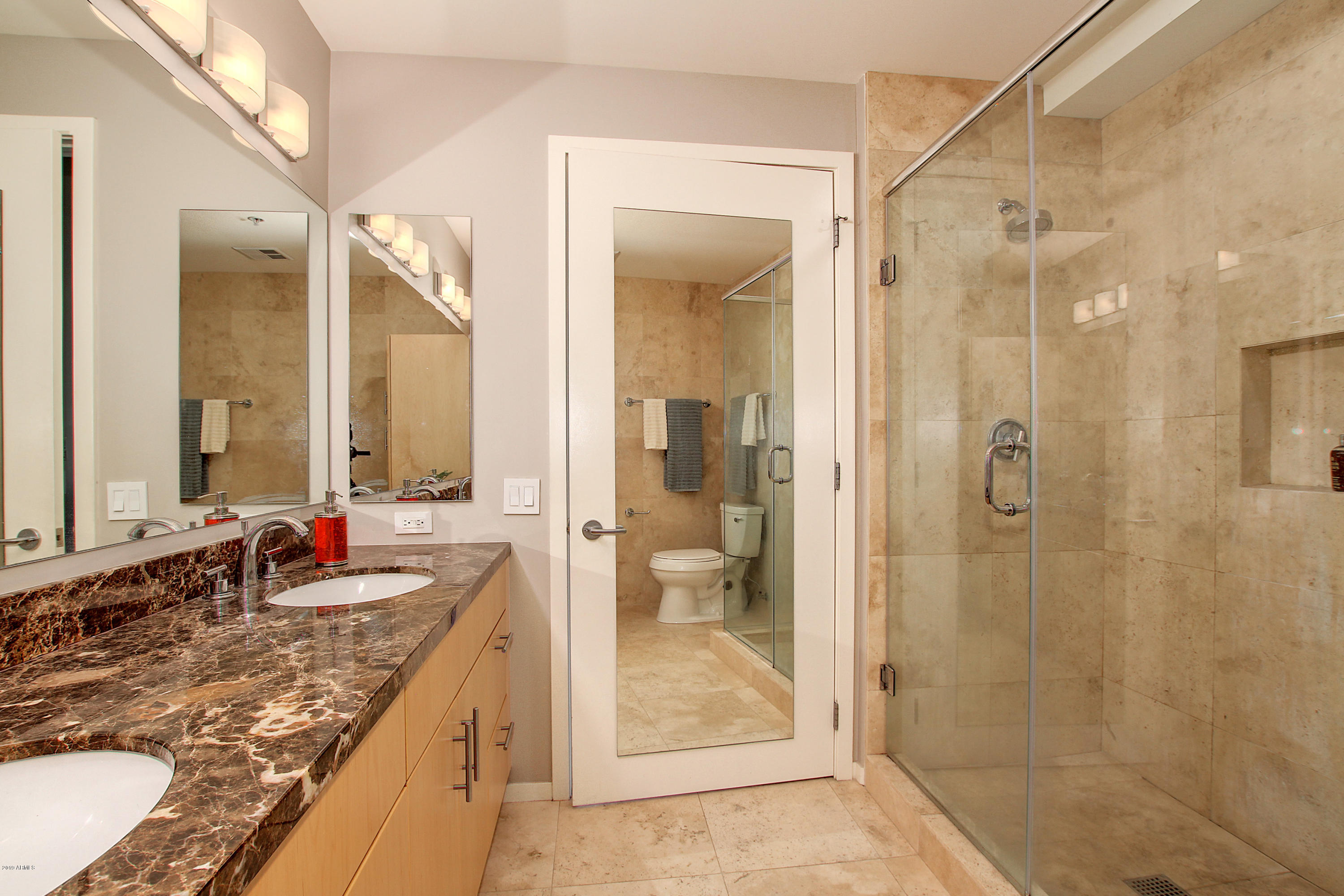 7117 E RANCHO VISTA Drive 2004