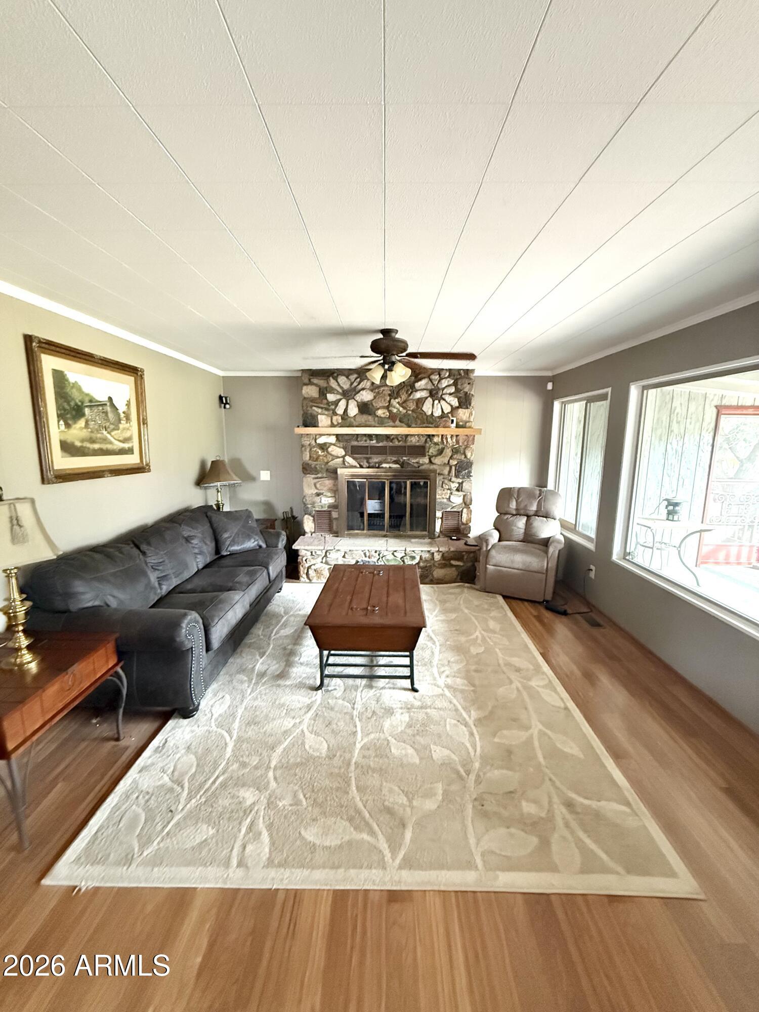 130 SUGAR LOAF Drive