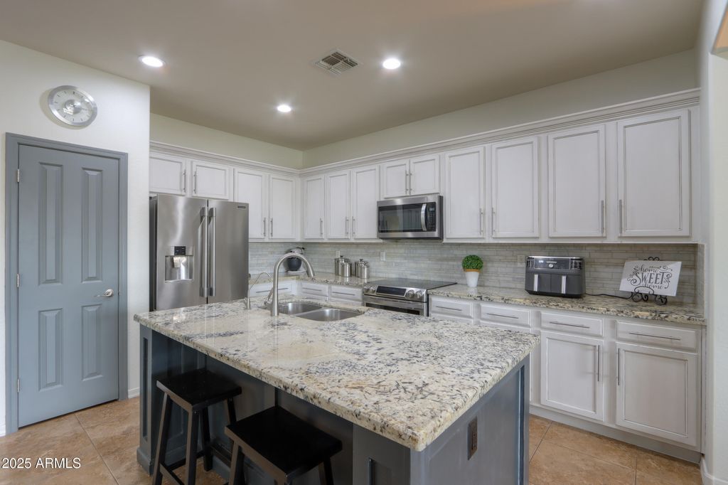 Photo of 40748 W Chambers Drive, Maricopa, AZ 85138 (MLS # 6931617)