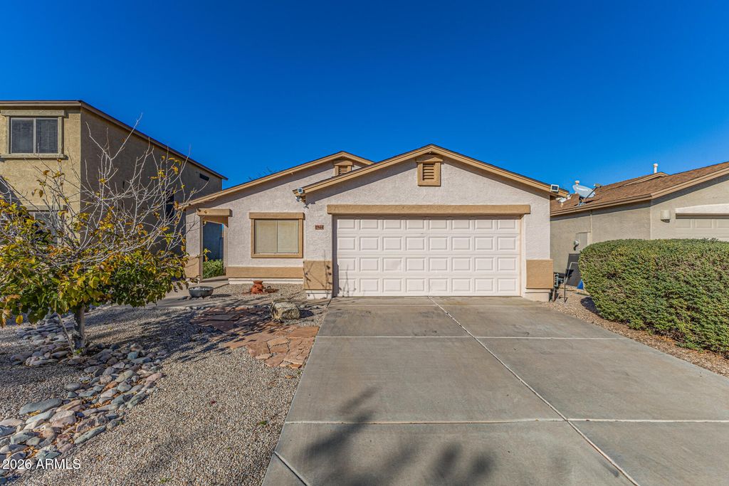 Photo of 1944 E Renegade Trail, San Tan Valley, AZ 85143 (MLS # 6970782)