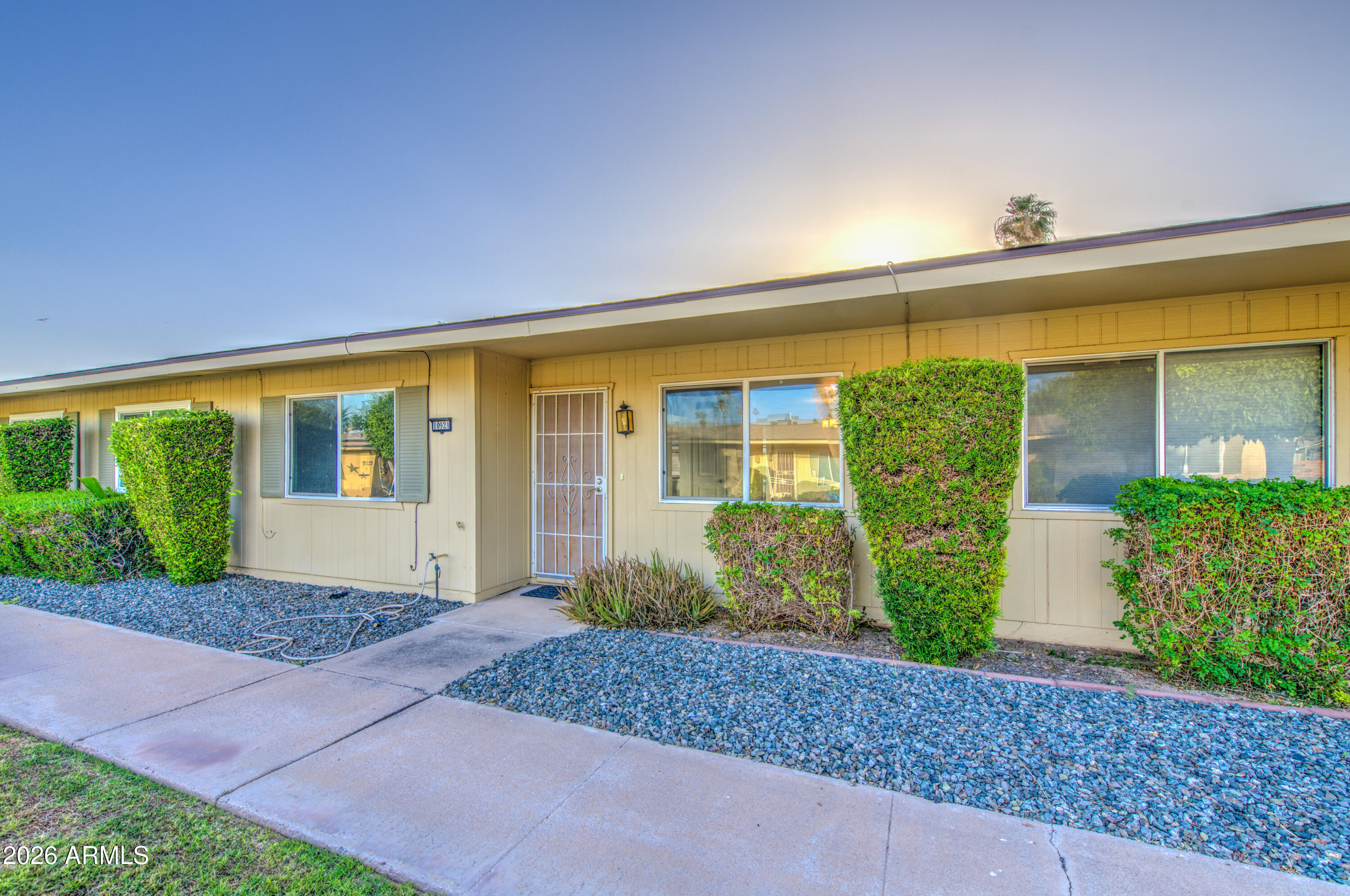 10921 W SANTA FE Drive