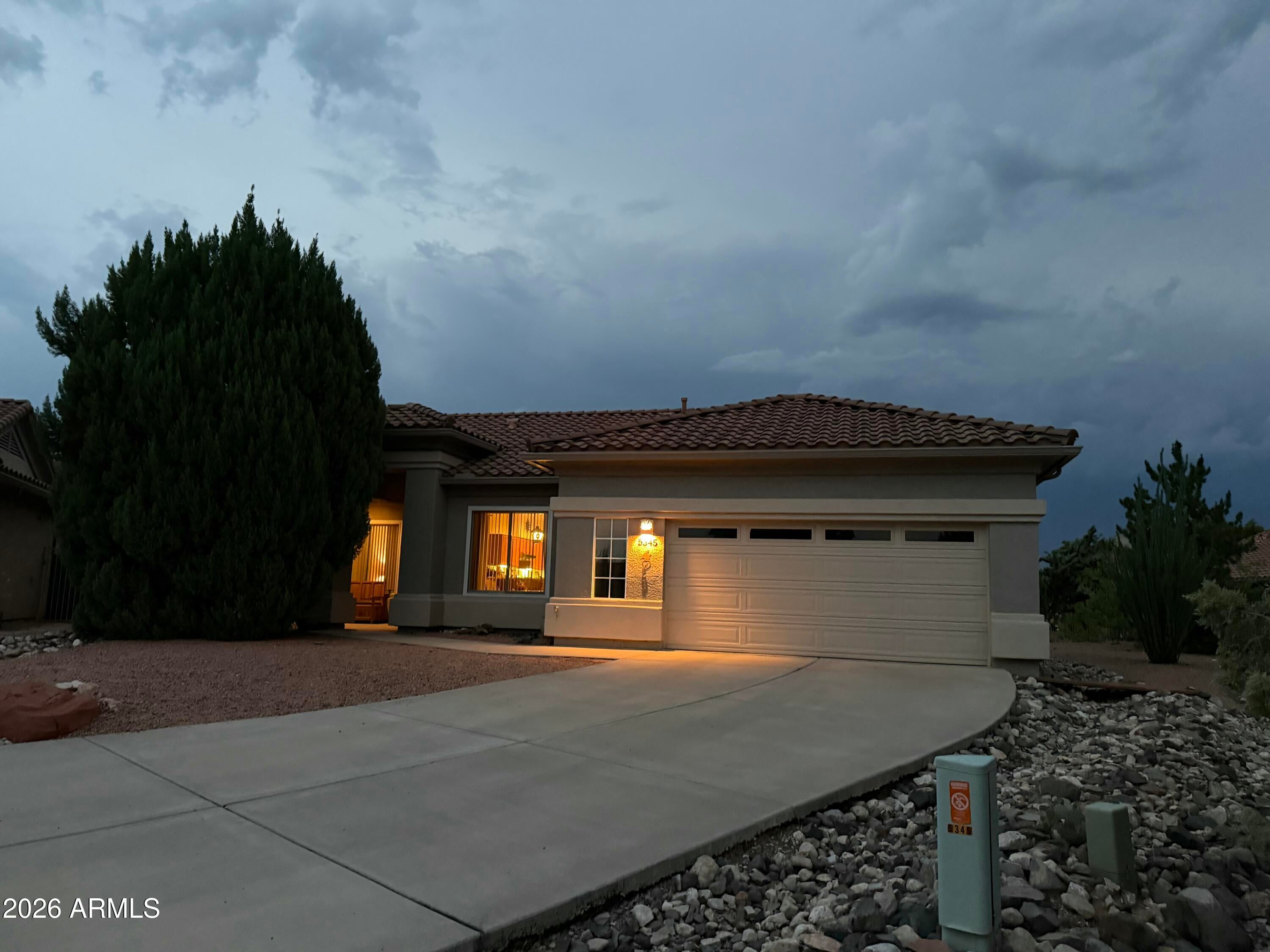 5345 E SILVERTHORNE Drive