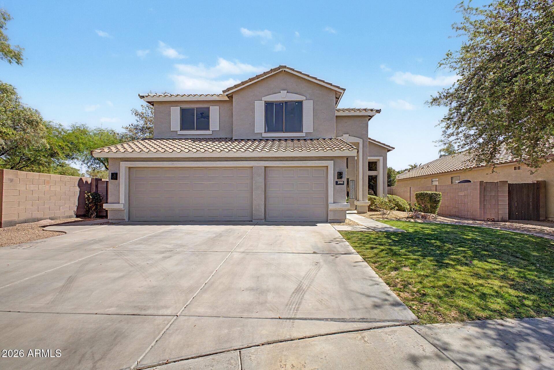 2983 E Indian Wells Place