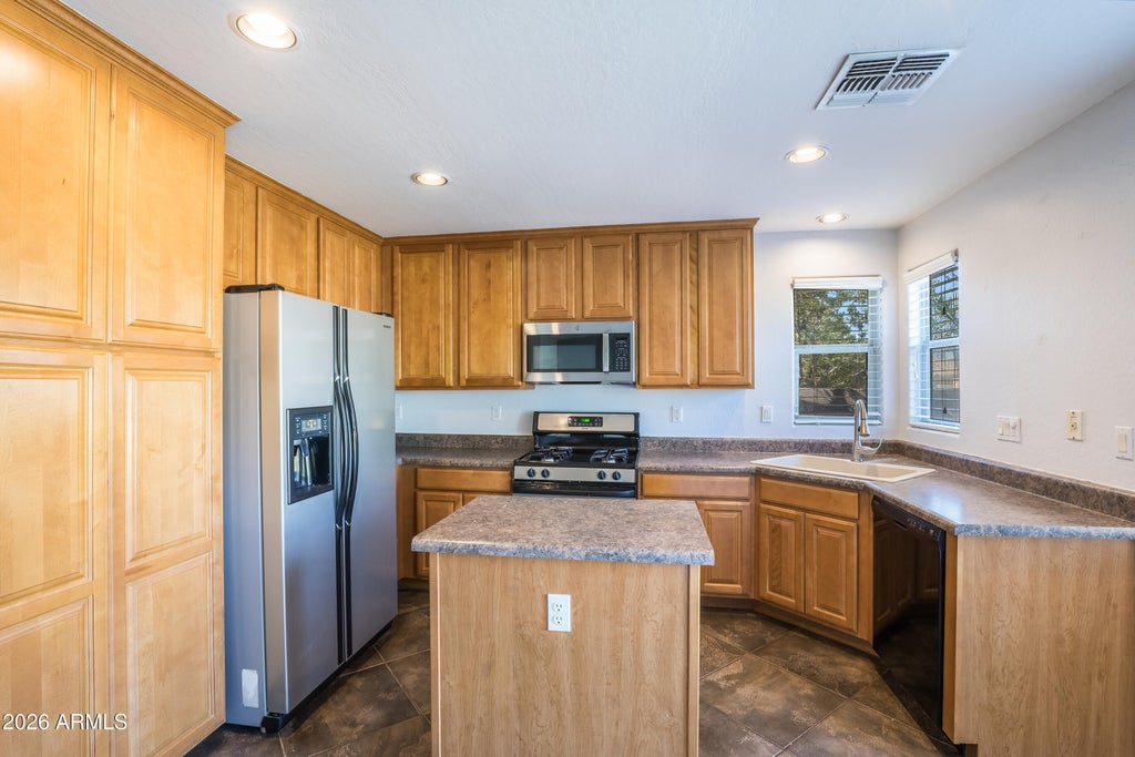 Photo of 1210 E Marcella Lane, Gilbert, AZ 85295 (MLS # 7092925)