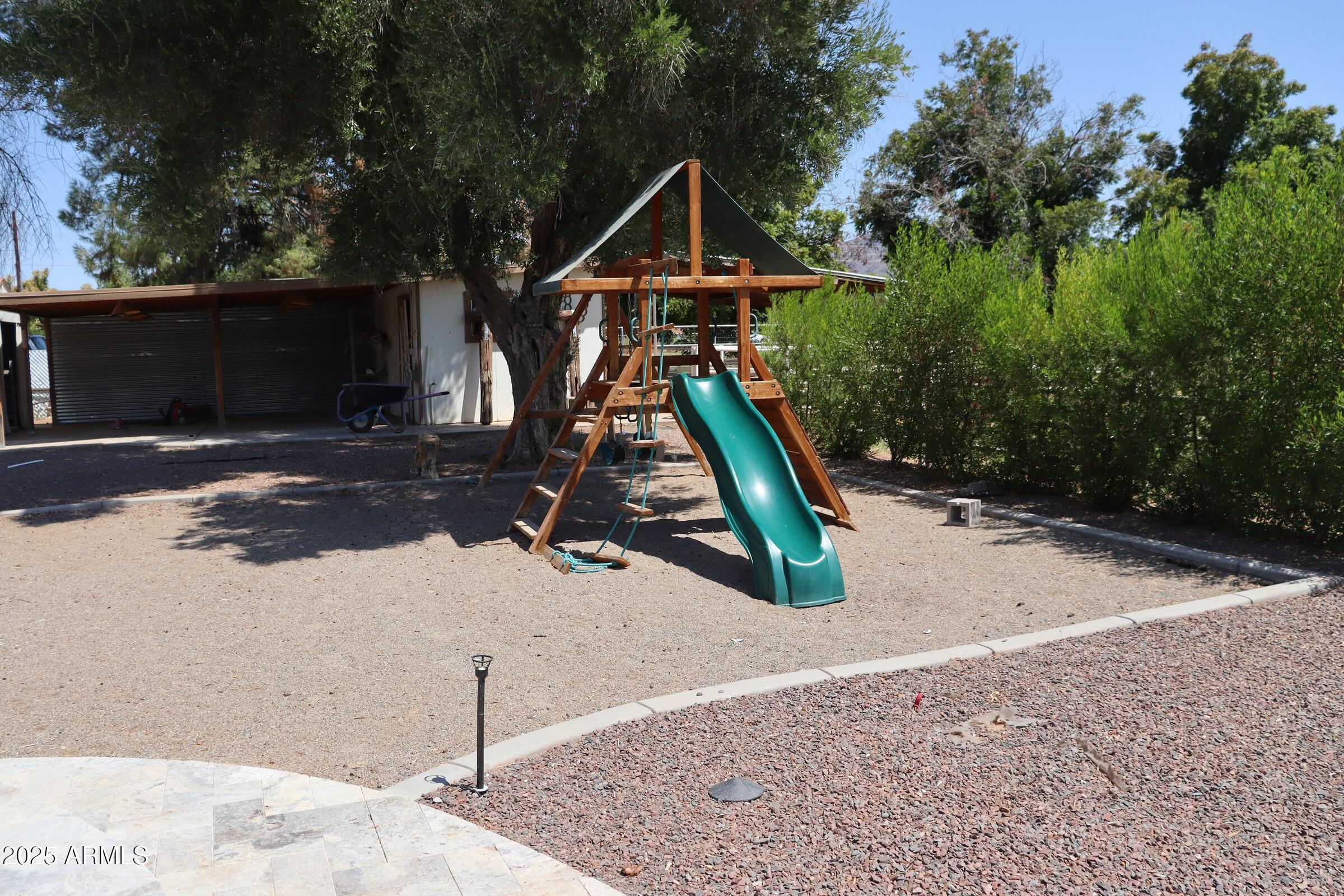 LAVEEN ESTATES - Residential