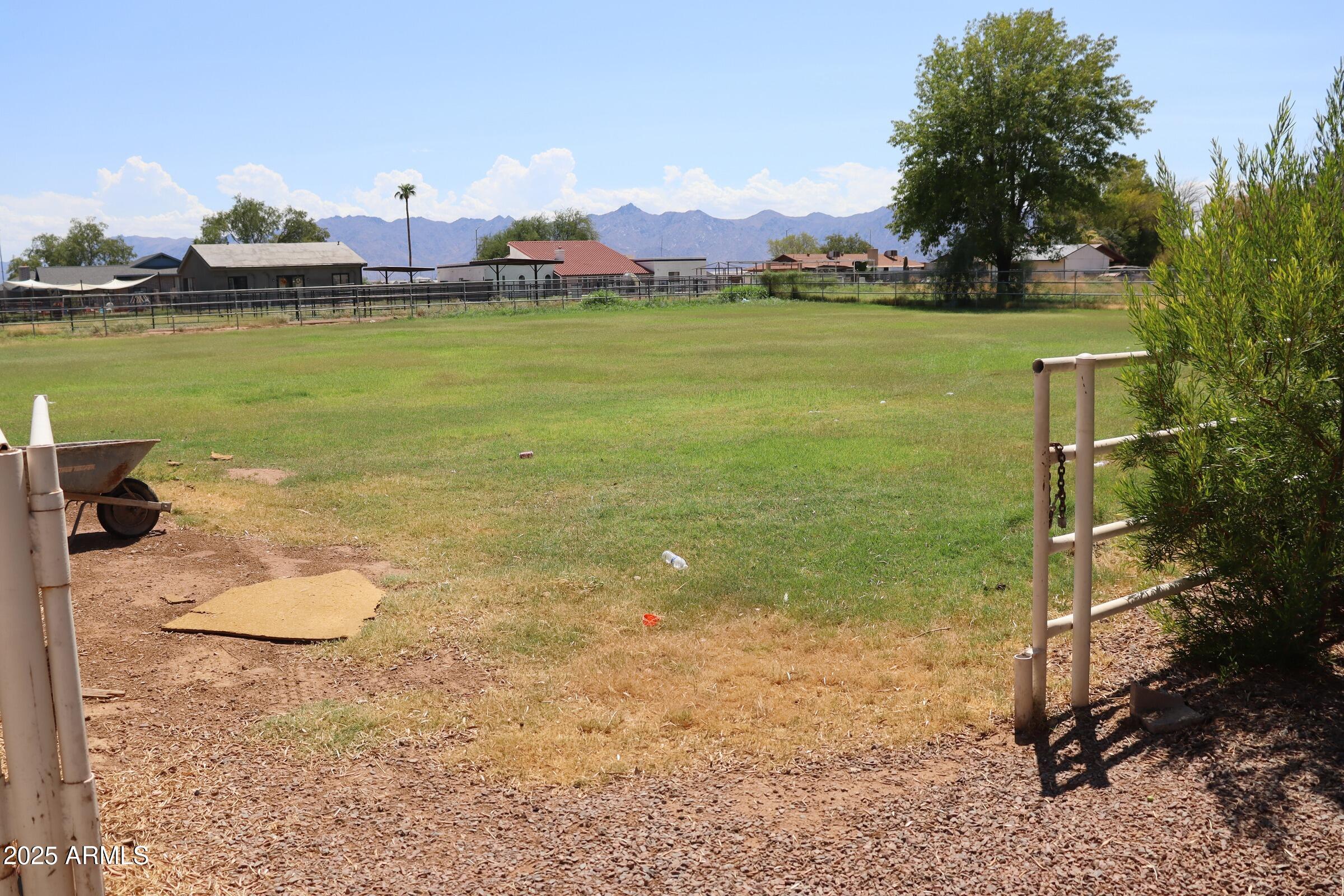 LAVEEN ESTATES - Residential