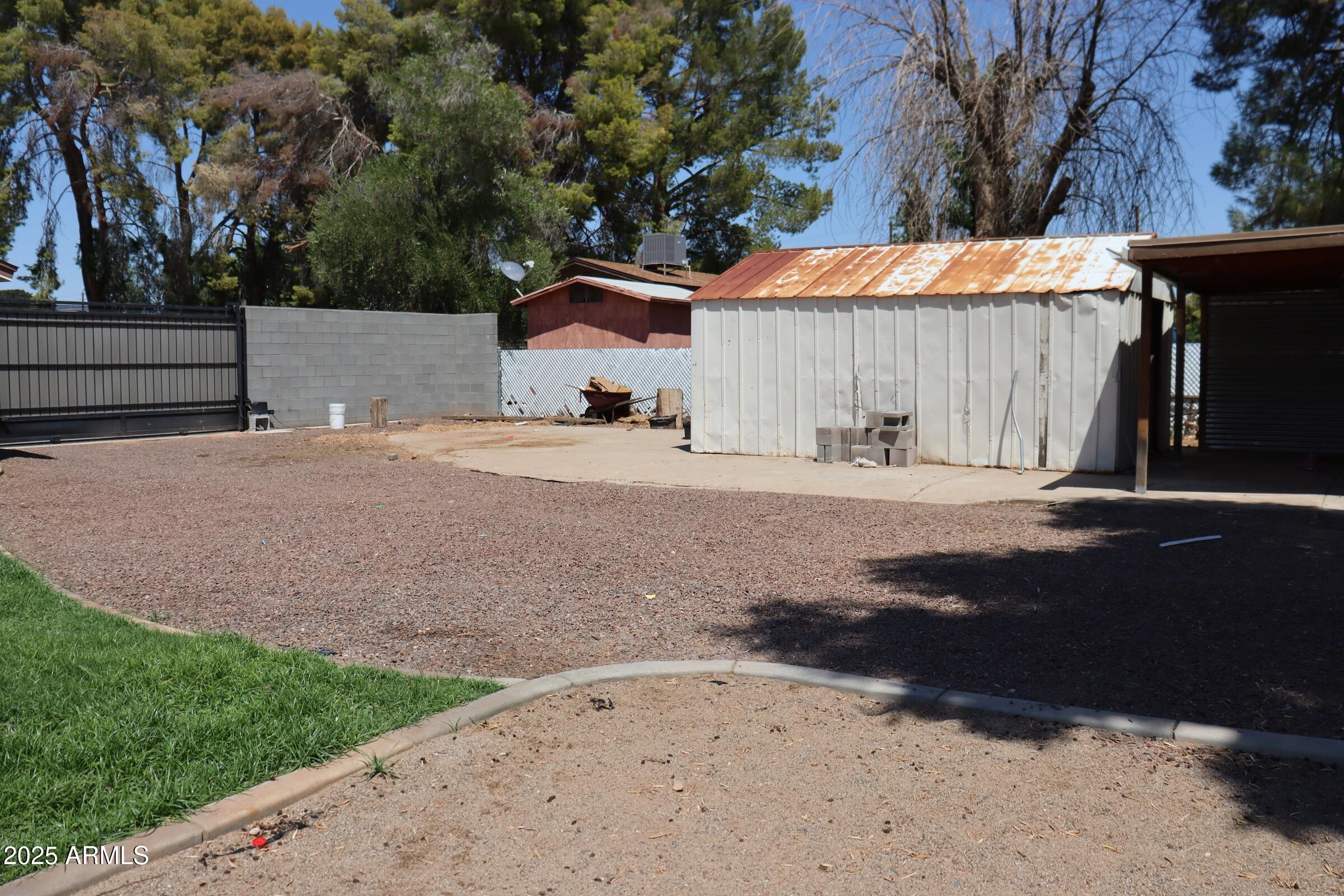 LAVEEN ESTATES - Residential