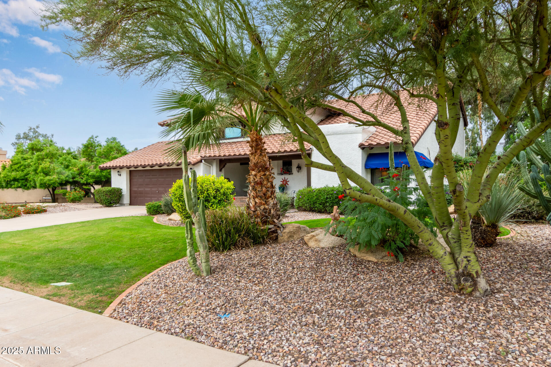 4826 E BLANCHE Drive