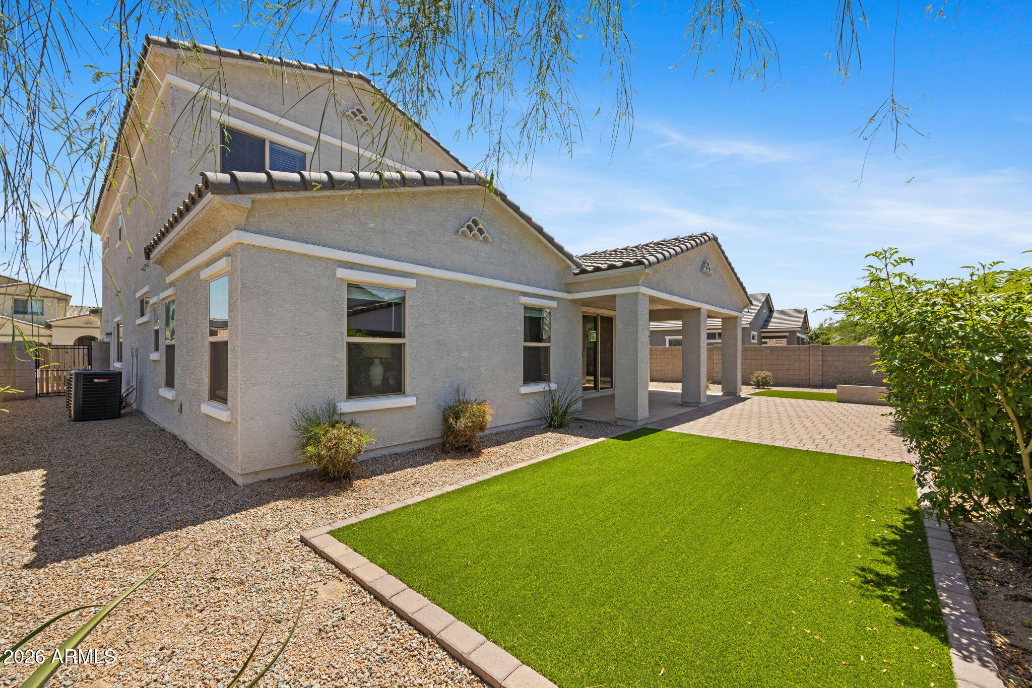 2519 N BRONCO Lane