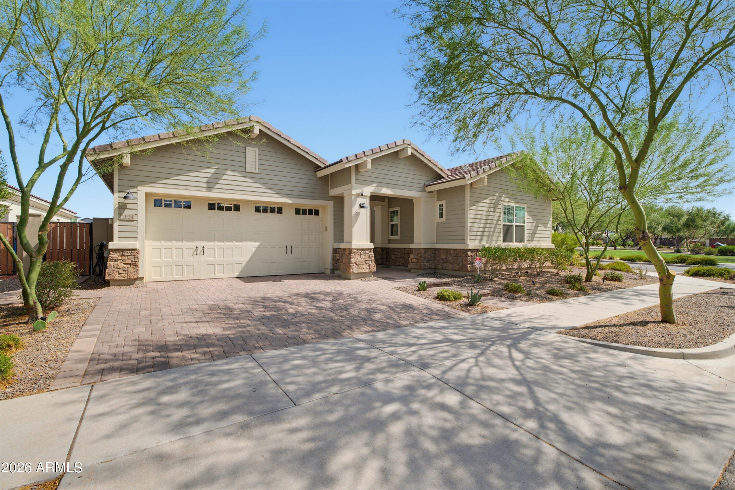 2024 W ANDALUSIAN Trail W