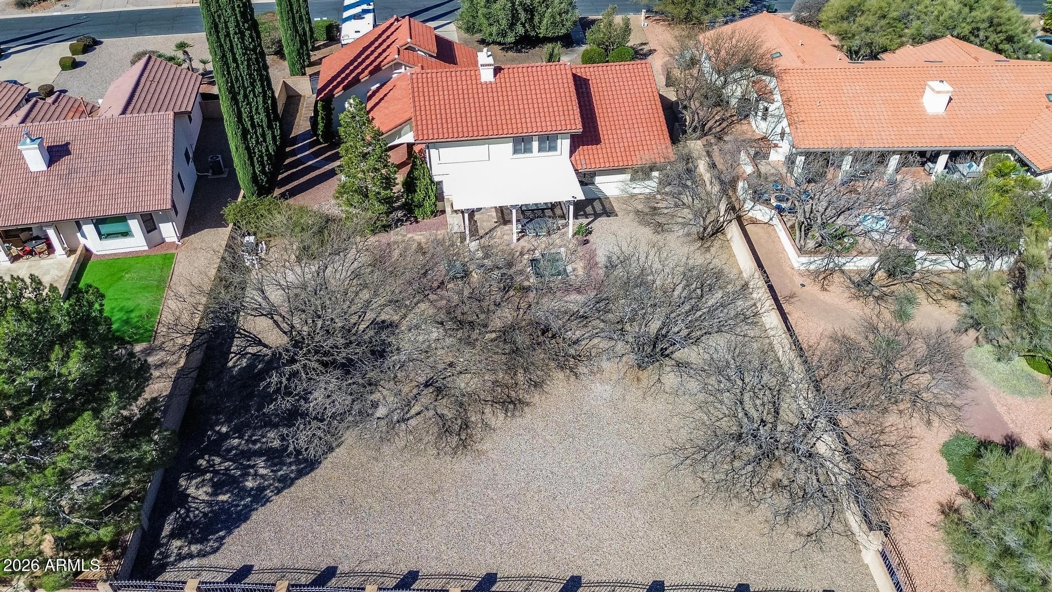 FAIRWAY VILLAS - Residential