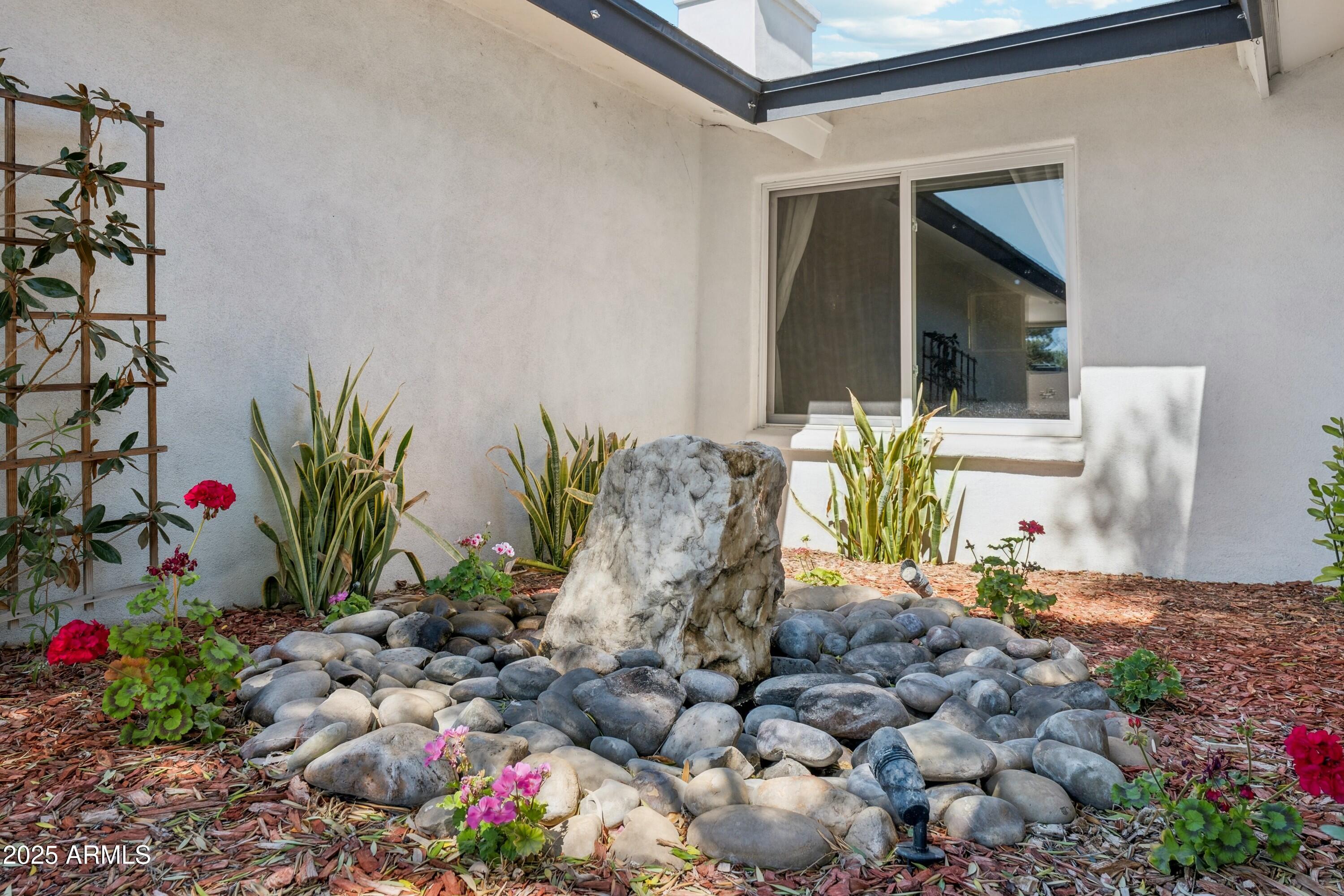 1440 E SECRETARIAT Drive