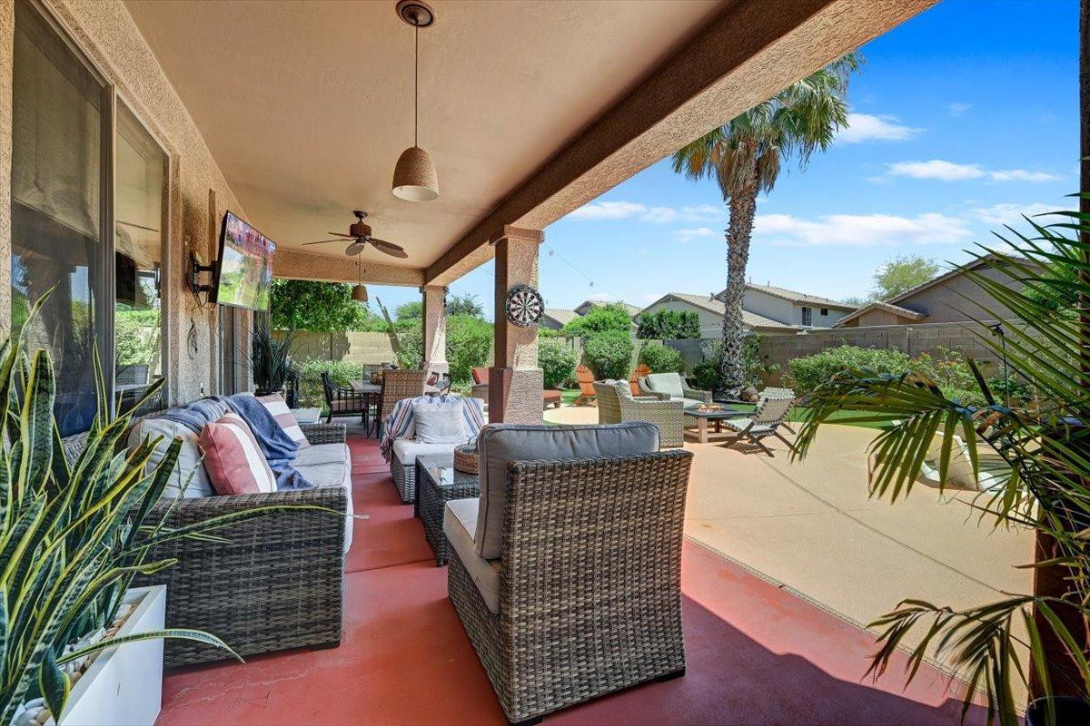 7723 E Phantom Way