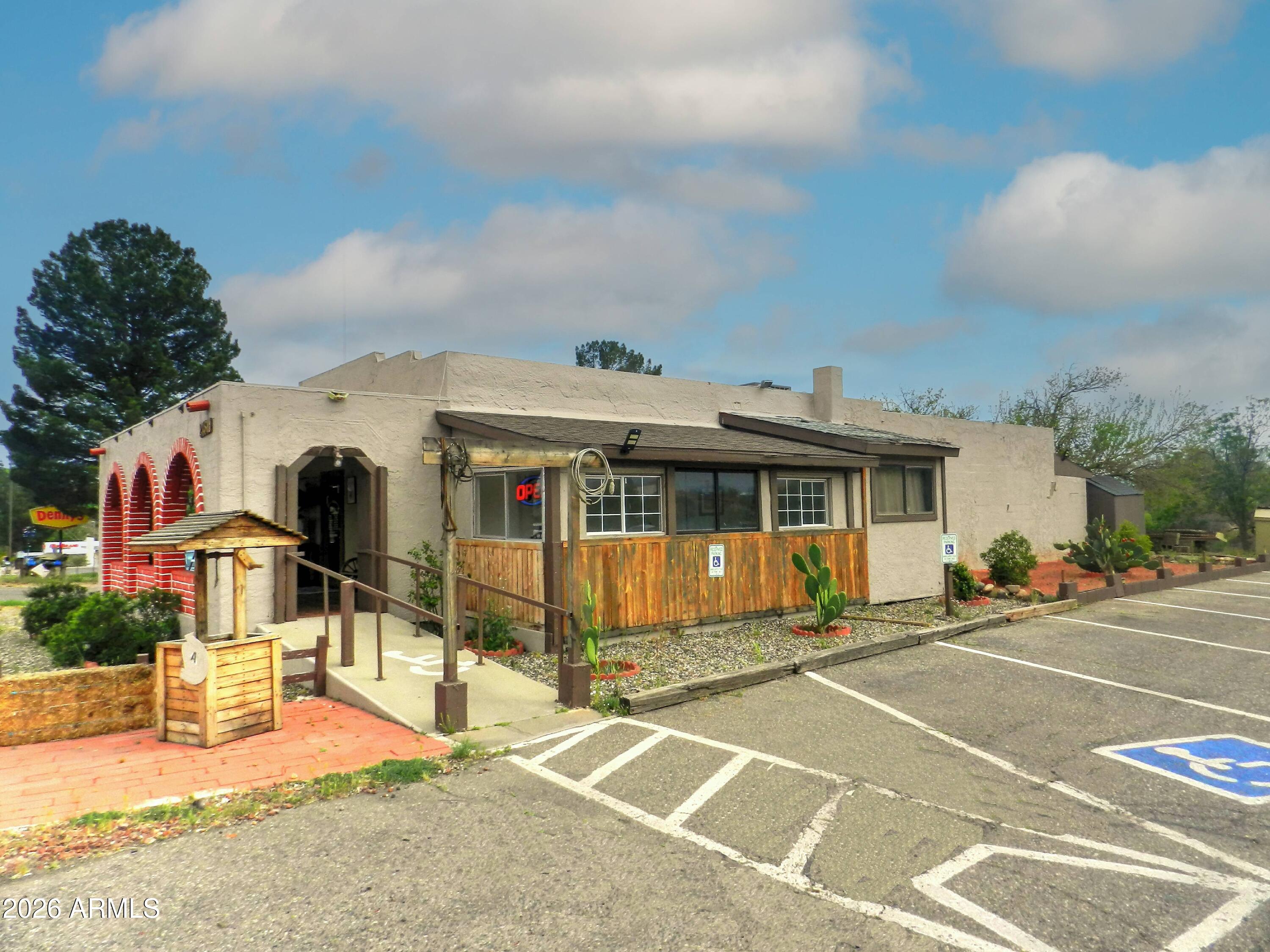 2181 E STATE ROUTE 89A Highway