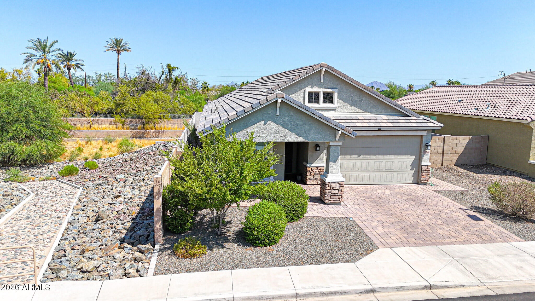 2306 E BRANHAM Lane