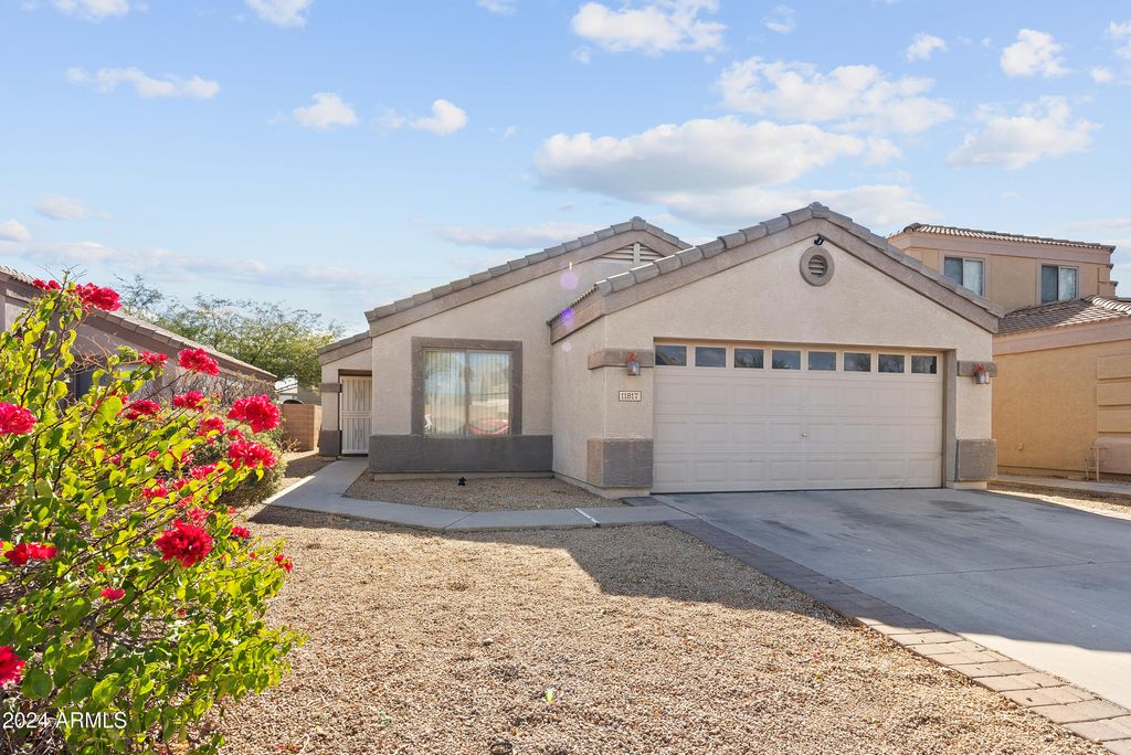 Photo of 11817 W Mauna Loa Lane, El Mirage, AZ 85335 (MLS # 6991578)